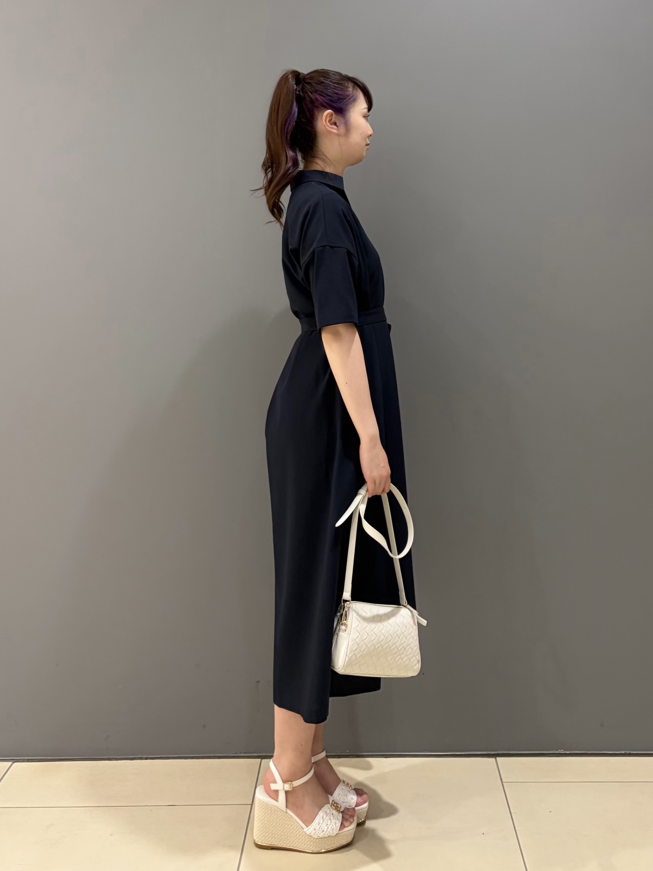 miさんの「UNTITLED｜【初秋も活躍/UVカット/接触冷感】エアリークールワンピース」を使ったコーディネート