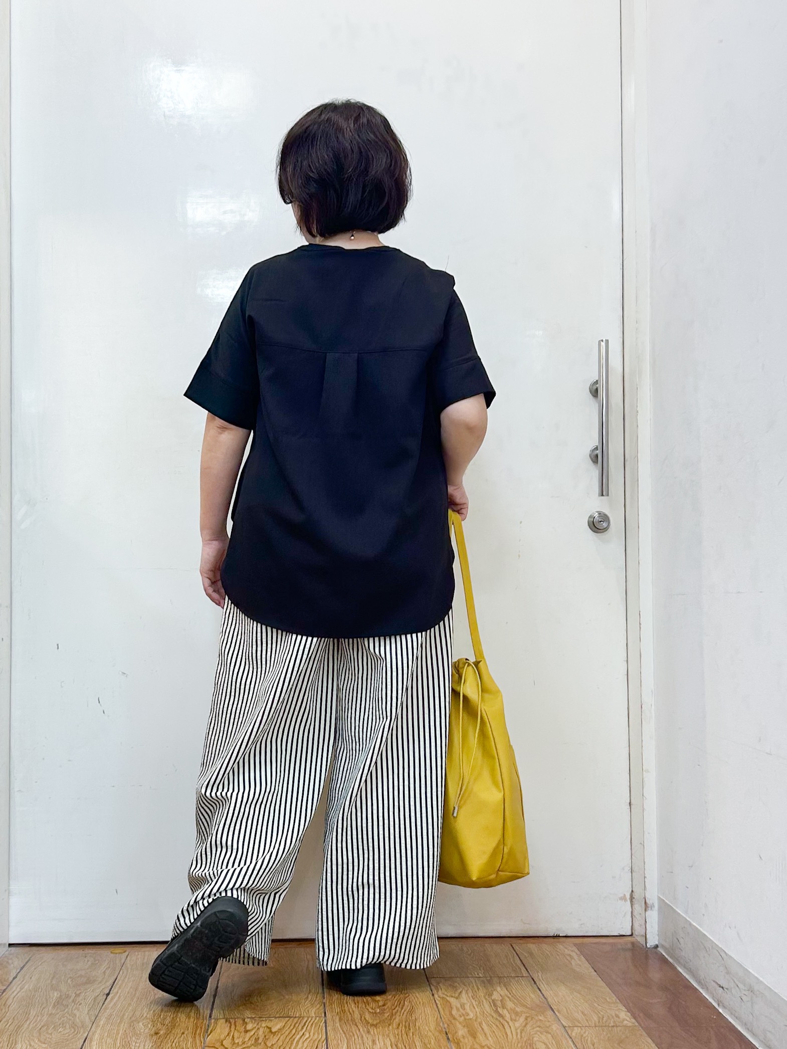 haruさんの「SHOO･LA･RUE｜【洗濯後しわになりにくい/UV/吸水速乾】Wポケットが目を引く オンオフ使えるスキッパーブラウス」を使ったコーディネート
