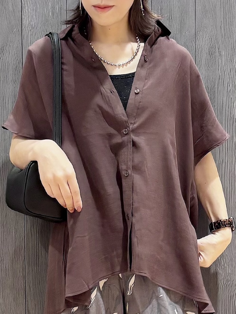 meiさんの「SHOO･LA･RUE｜【UV/洗濯機可】ほんのりシアーで上品な バックギャザーブラウス」を使ったコーディネート