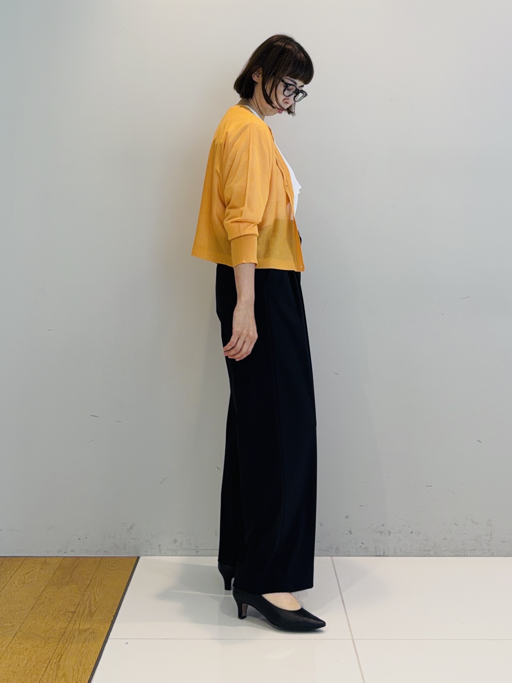 murayamaさんの「INDIVI｜【羽織りにも！/UVケア/着る日傘】ケープ風ブラウス」を使ったコーディネート