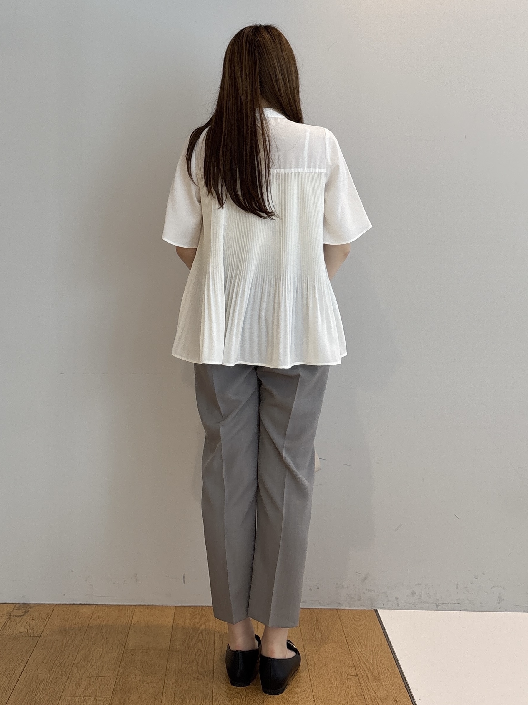 sayaさんの「grove｜【体型カバー◎】大人フェミニン消しプリーツブラウス」を使ったコーディネート