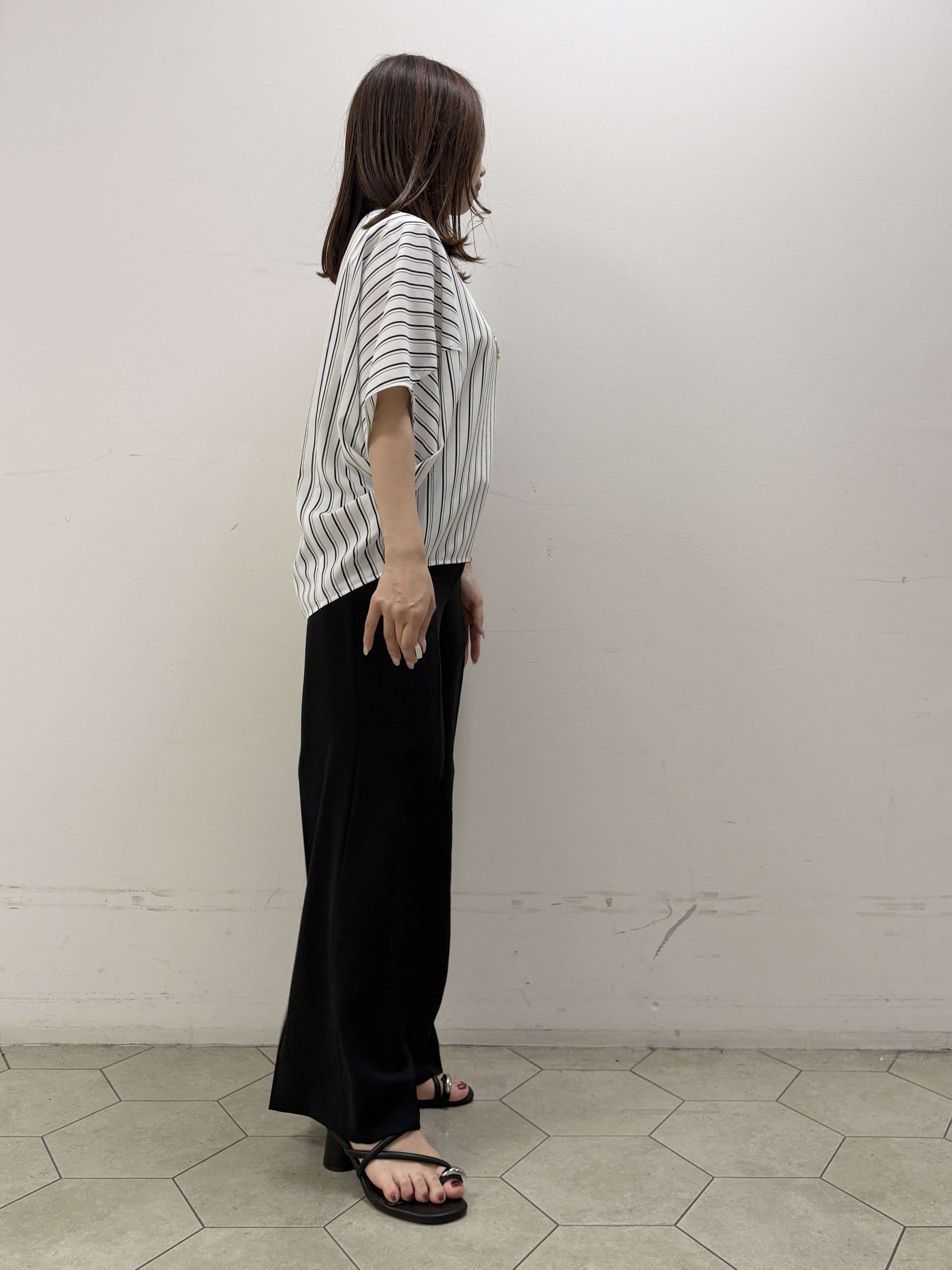 kahoさんの「INDIVI｜【洗える／UVケア】ジョーゼットドルマンブラウス」を使ったコーディネート