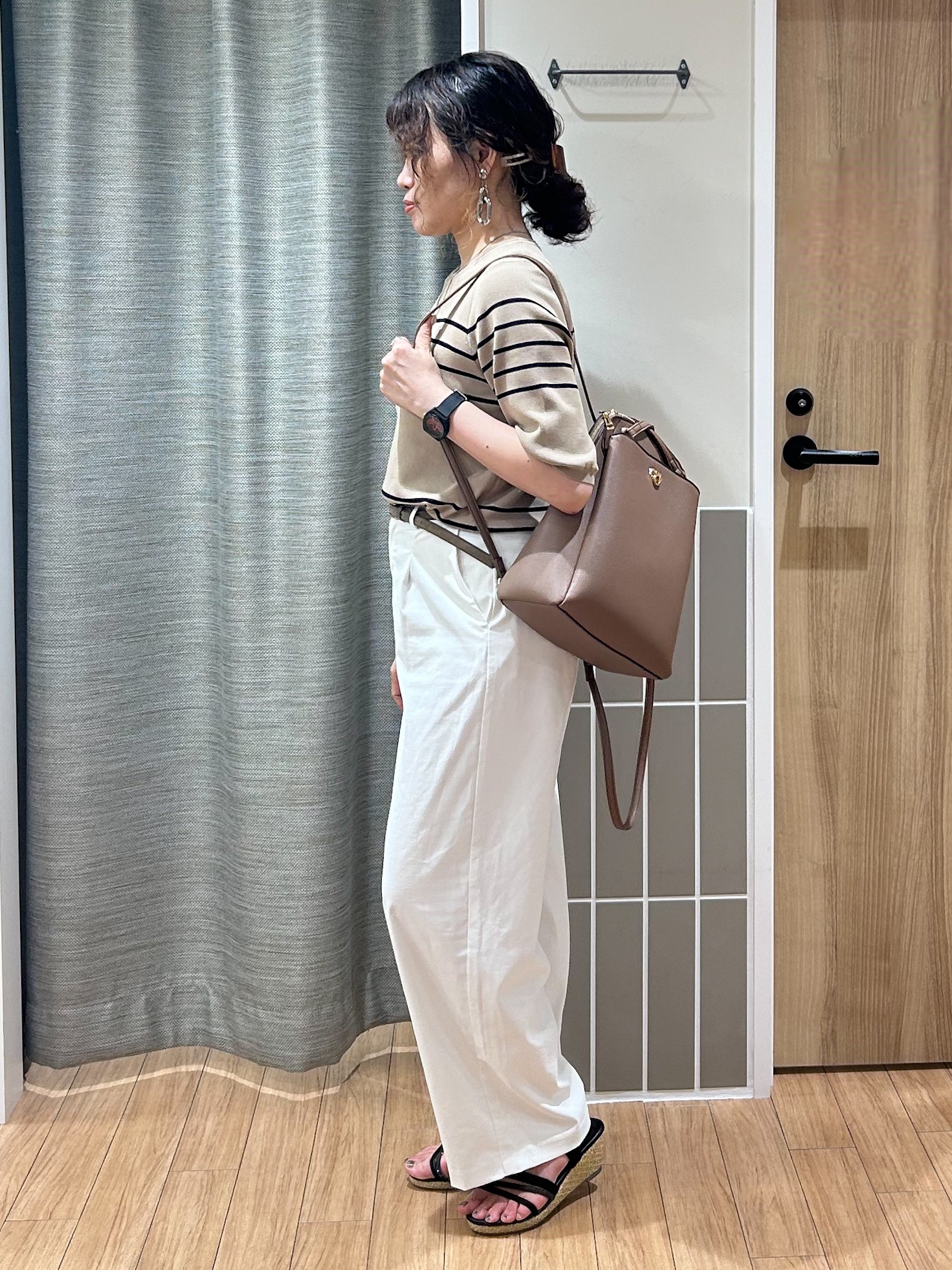 よっしーさんの「grove｜【透けにくい・多機能】ワイドパンツ」を使ったコーディネート