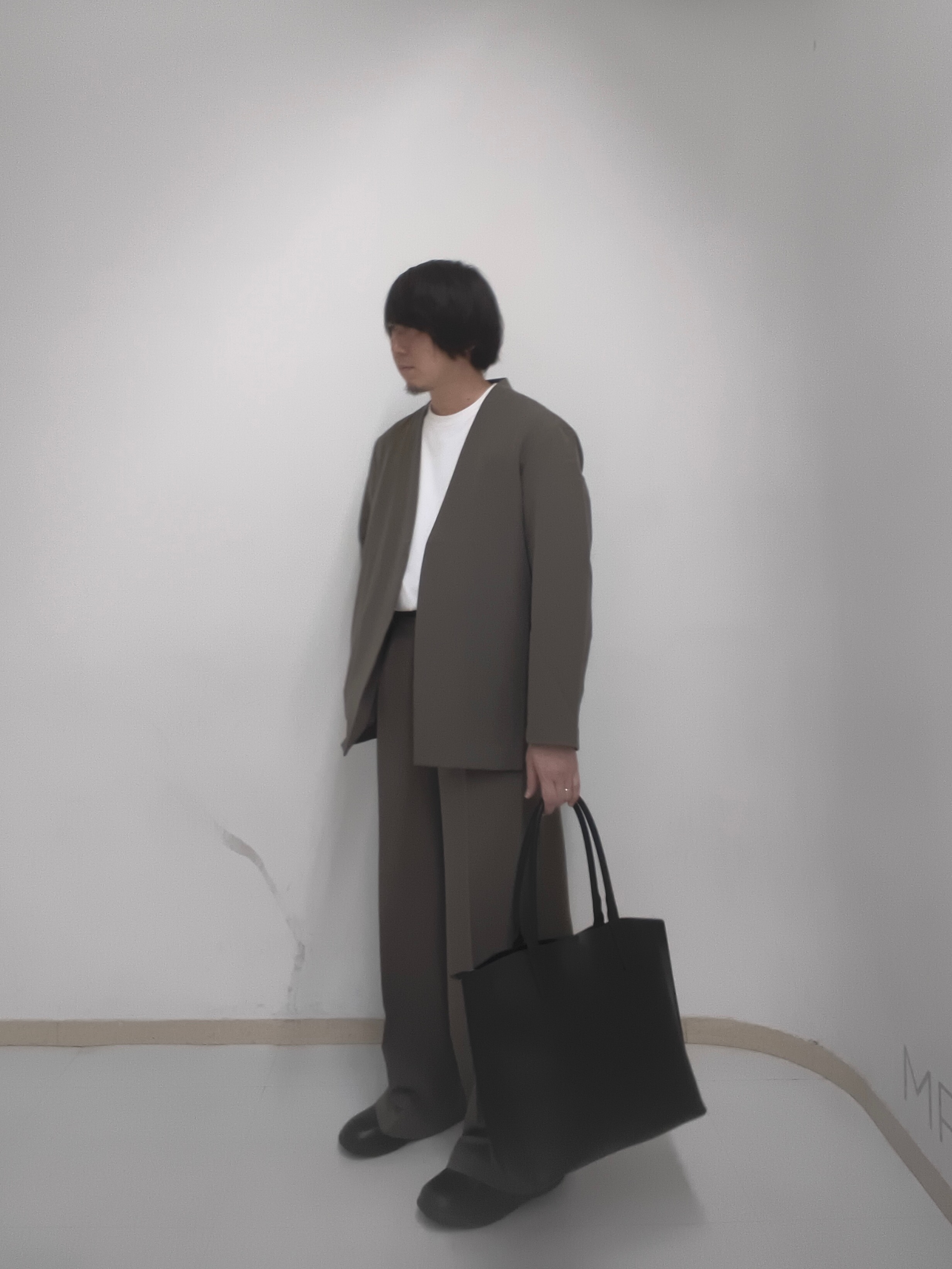サクライさんの「tk.TAKEO KIKUCHI｜◆【防シワ／ストレッチ/セット対応可】smart shiftシリーズ ノーカラージャケット」を使ったコーディネート