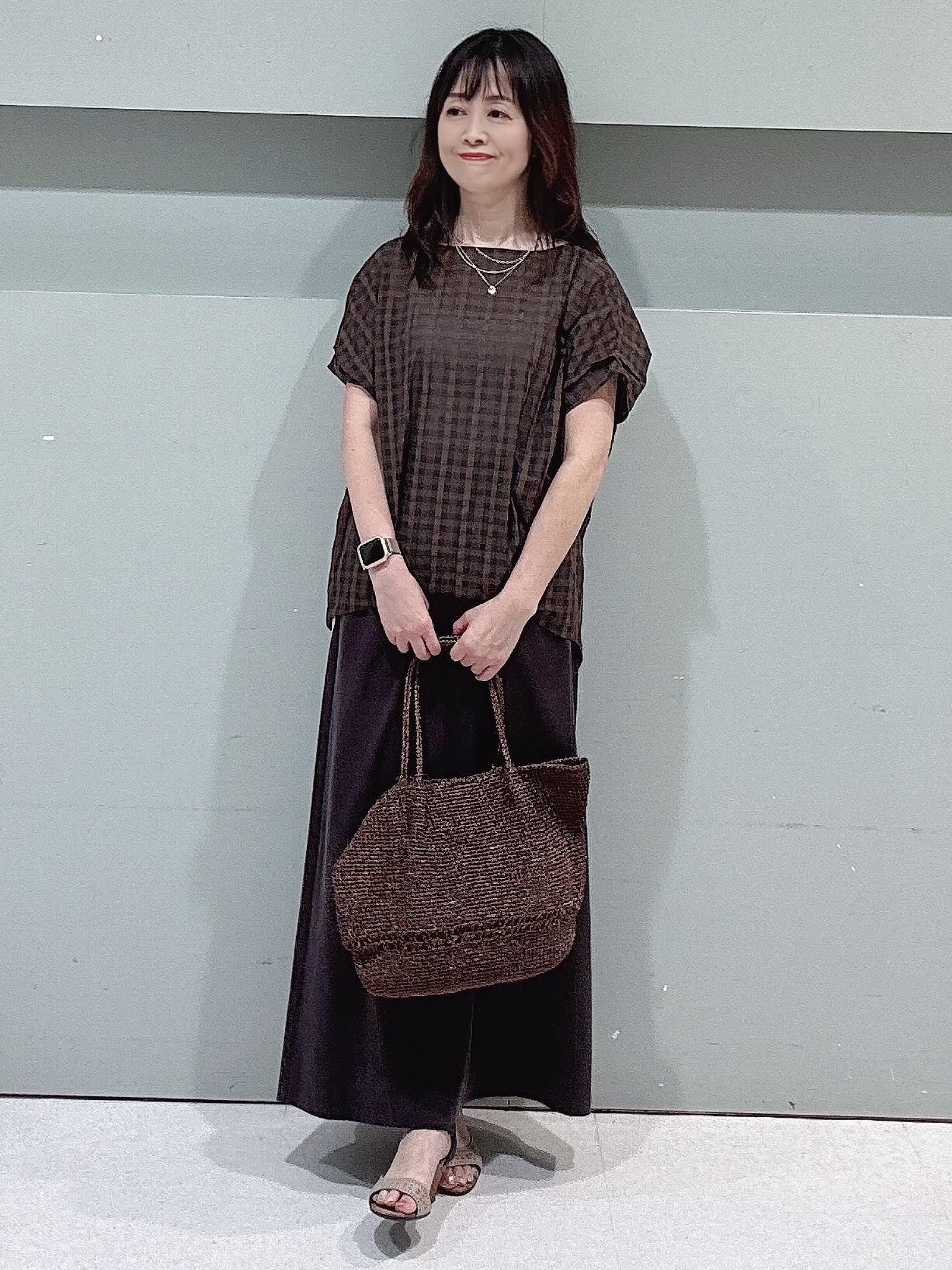 makiさんの「UNTITLED｜【秋めきシャツ/体型カバー】シアーチェックブラウス」を使ったコーディネート