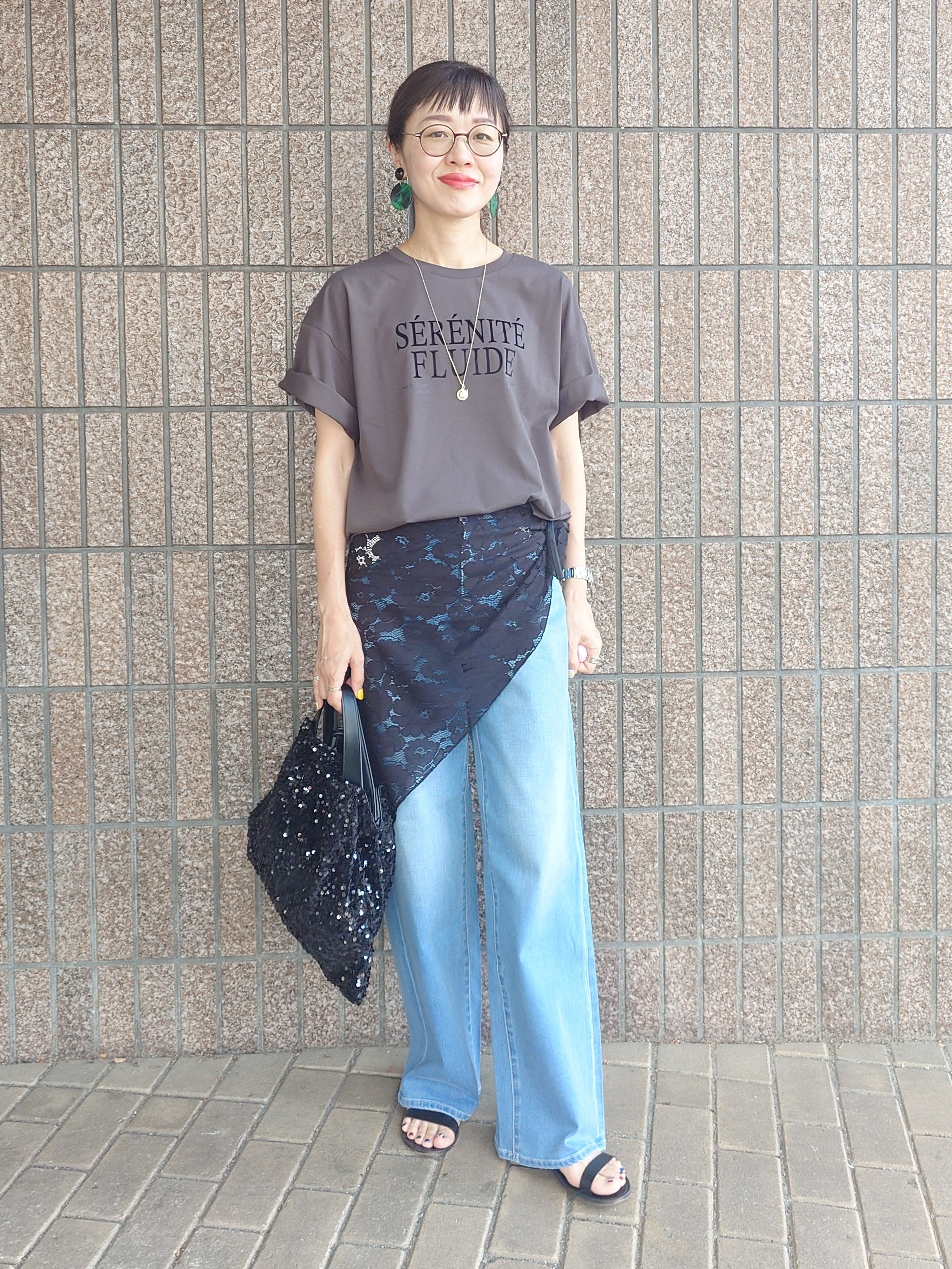 MUTSUKOさんの「UNTITLED｜【丈感すっきり】ベロアプリントロゴT」を使ったコーディネート