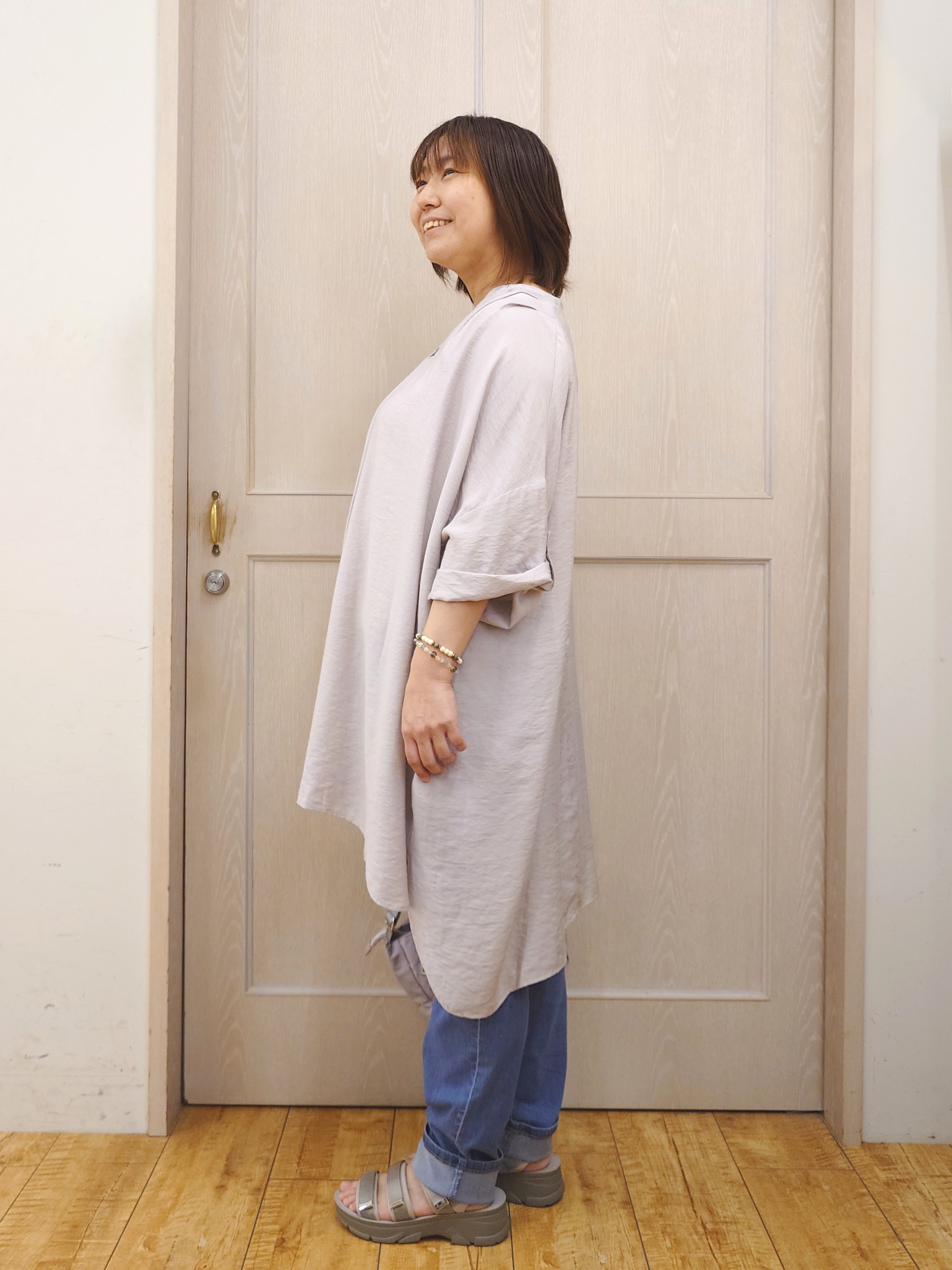 とろろさんの「SHOO･LA･RUE｜【S-LL/洗濯機可】気になる体型すっぽり隠す スキッパードルマンチュニック」を使ったコーディネート