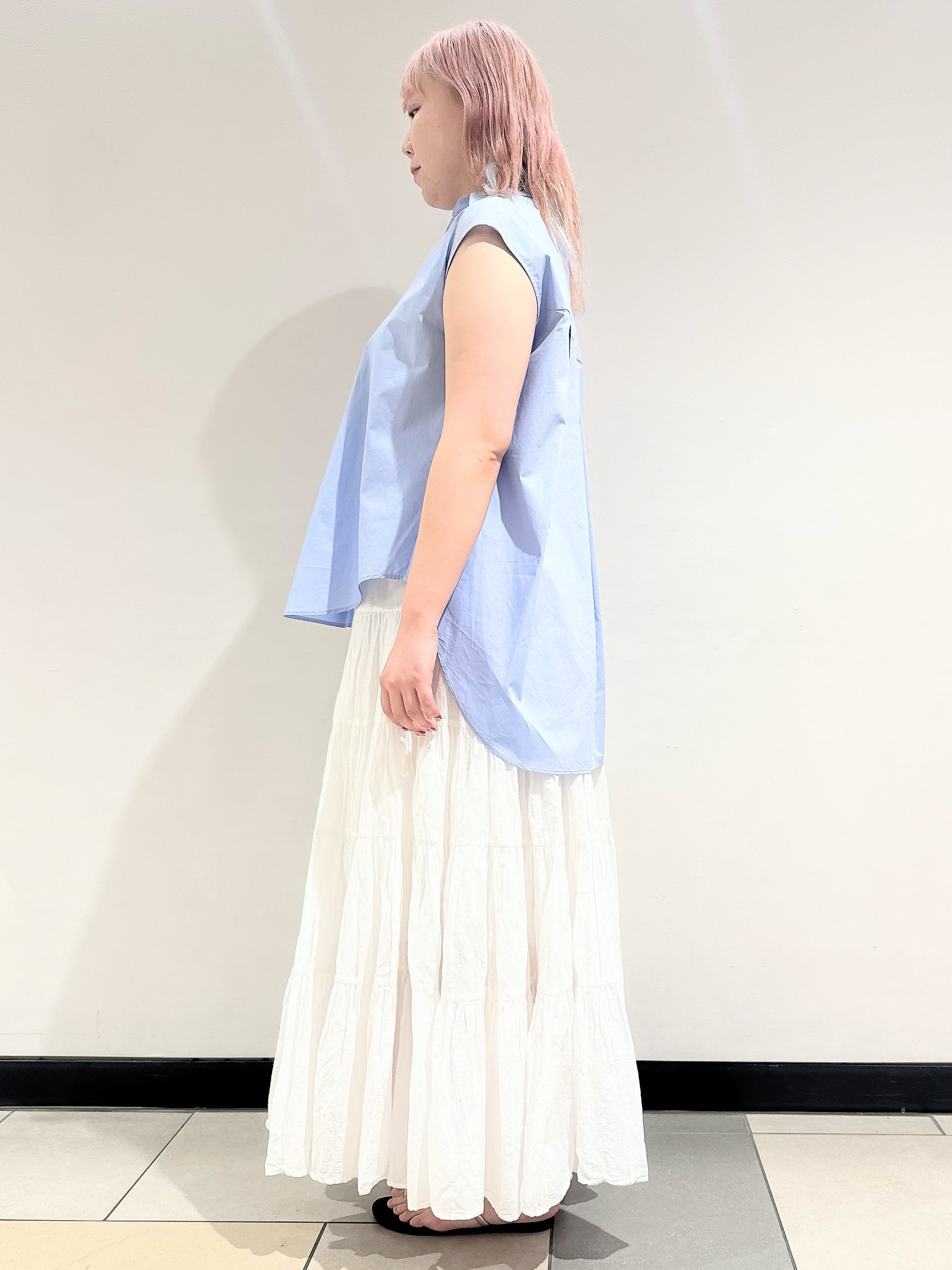 なかもとあきさんの「DRESSTERIOR｜フレンチスリーブ スキッパーブラウス」を使ったコーディネート