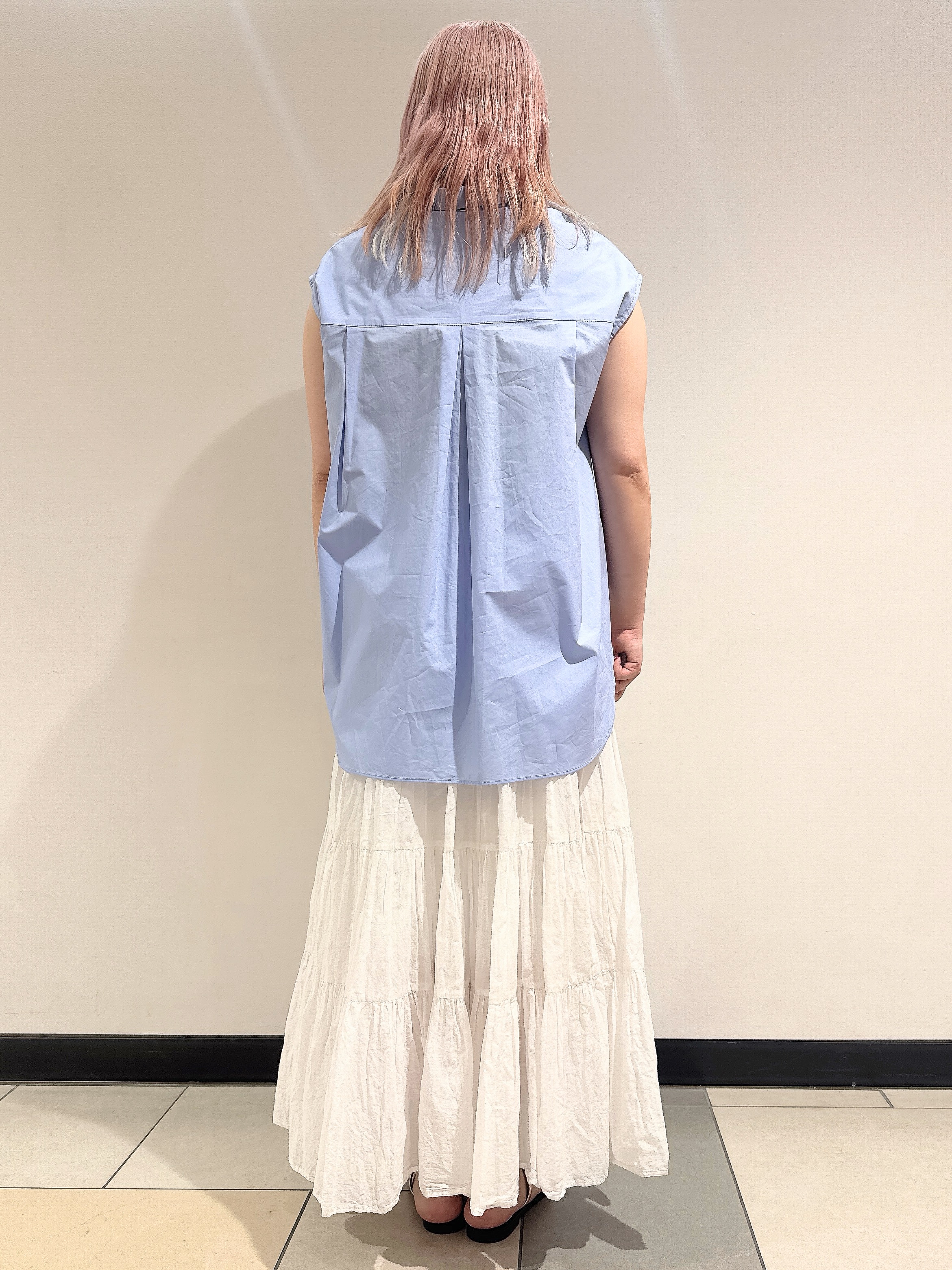 なかもとあきさんの「DRESSTERIOR｜フレンチスリーブ スキッパーブラウス」を使ったコーディネート