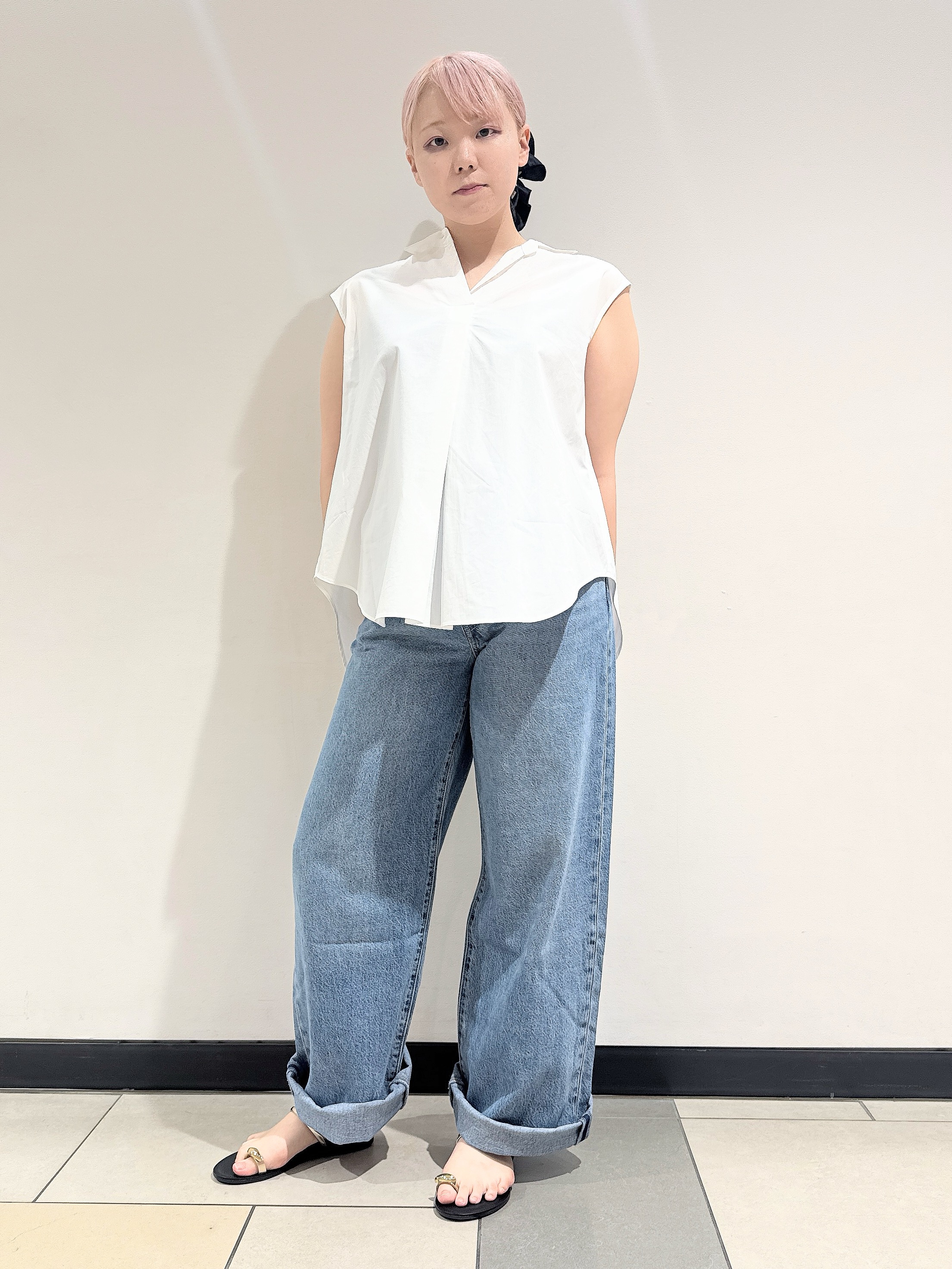 なかもとあきさんの「DRESSTERIOR｜フレンチスリーブ スキッパーブラウス」を使ったコーディネート