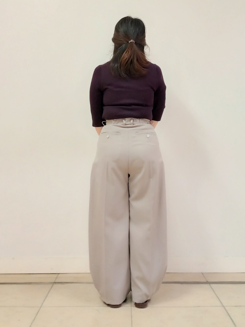 emiさんの「DRESSTERIOR｜◆シアーストライプクロップドシャツ」を使ったコーディネート