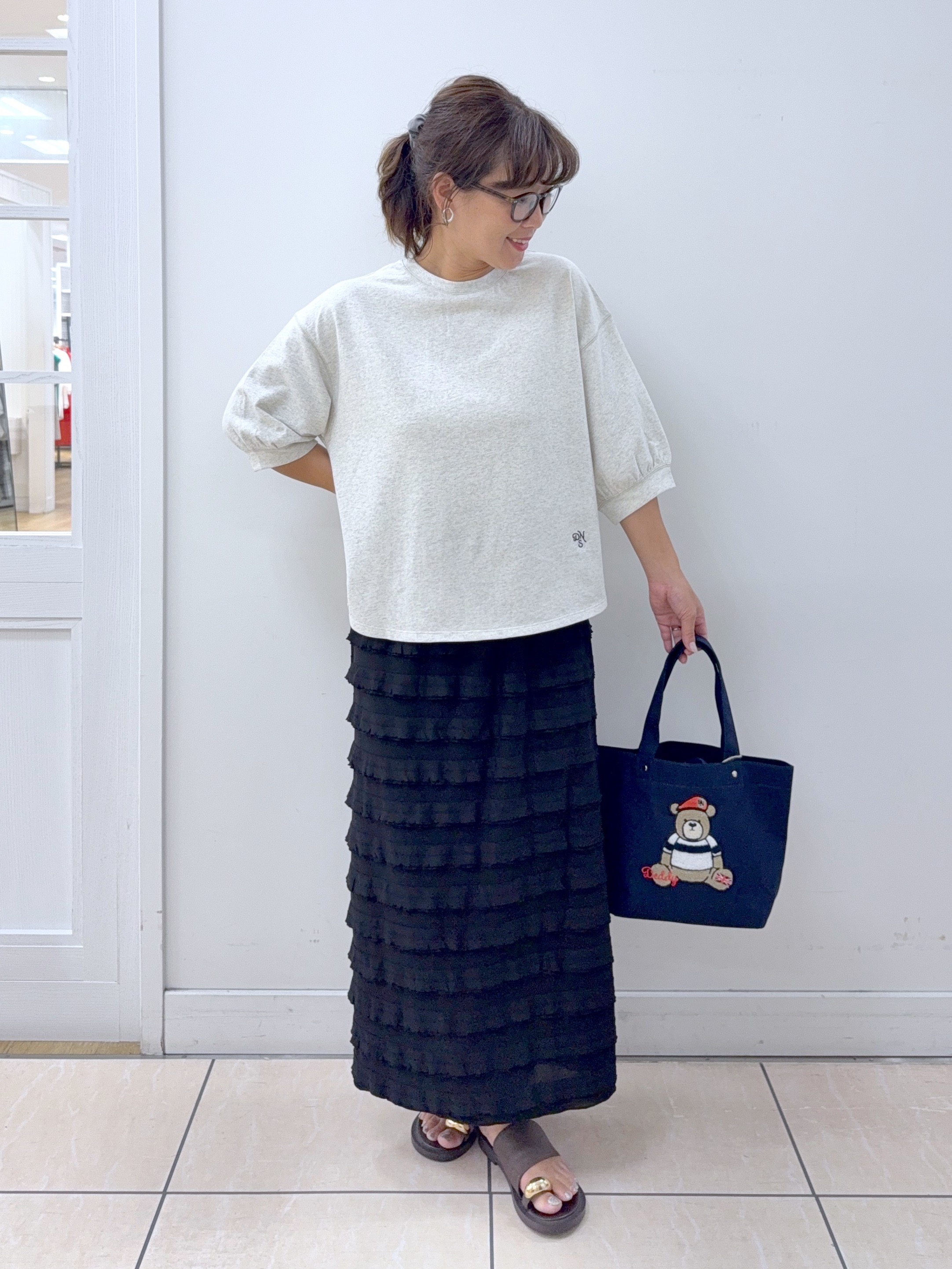 Osawaさんの「Dessin｜【高レビュー/洗える/XS-L】バックヘンリーミニ裏毛 5分袖」を使ったコーディネート