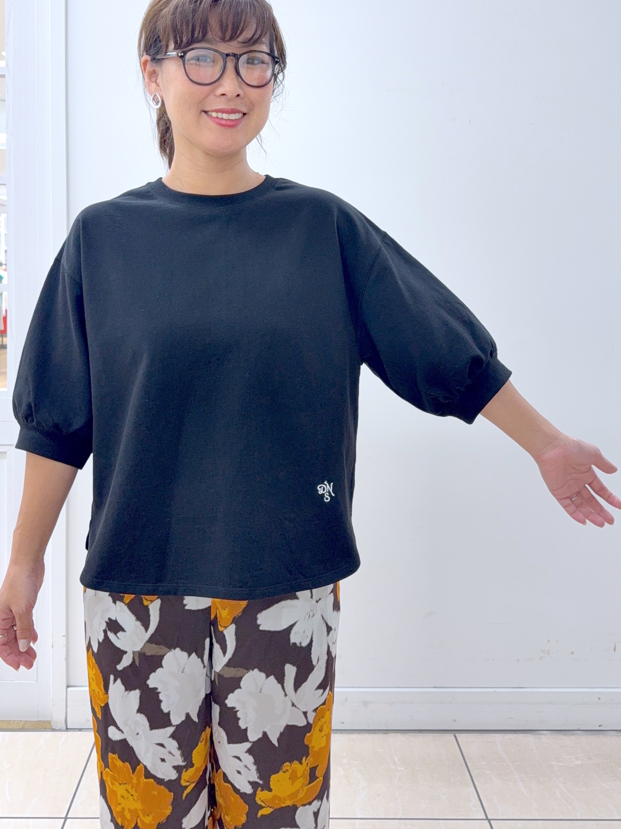 Osawaさんの「Dessin｜【高レビュー/洗える/XS-L】バックヘンリーミニ裏毛 5分袖」を使ったコーディネート