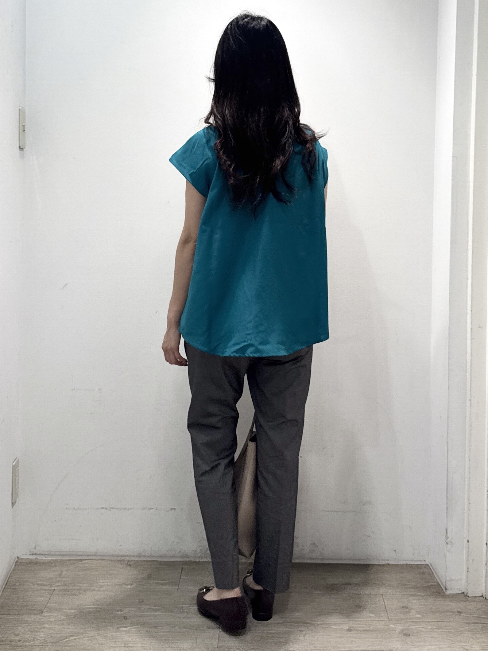 yuicciさんの「OPAQUE.CLIP｜ボウタイフリルブラウス【洗濯機OK】」を使ったコーディネート