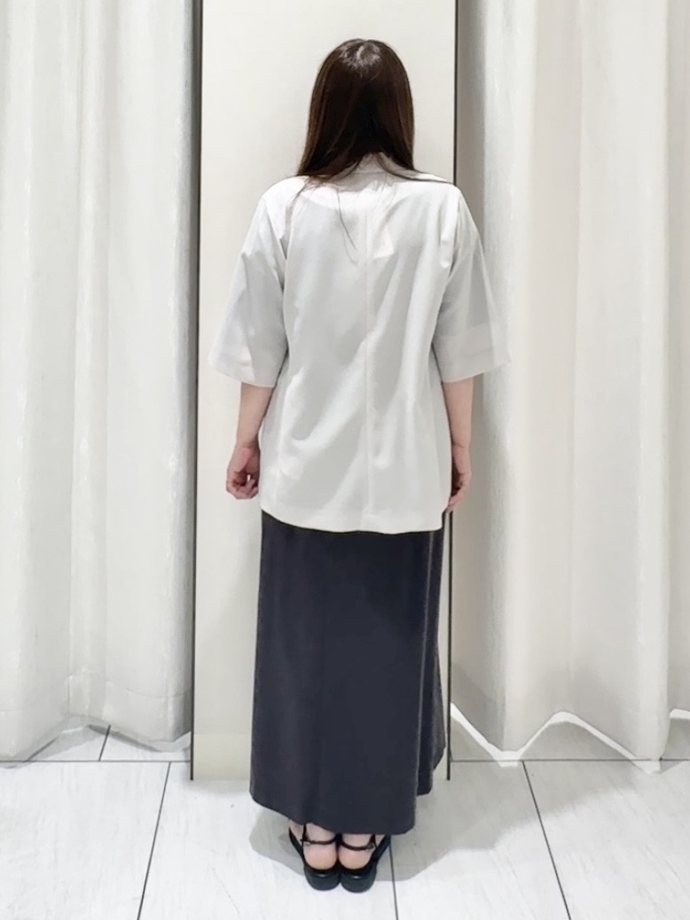 ʏᴜᴋɪᴋᴏさんの「UNTITLED｜【きれいめTシャツ/セットアップ可】ヴィンテージライクプルオーバー」を使ったコーディネート