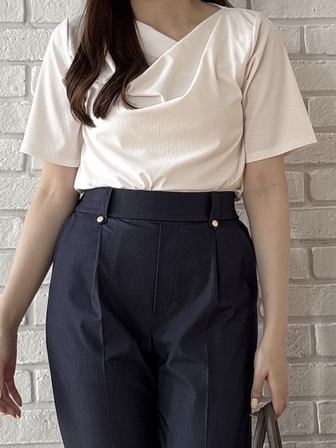 sayaさんの「grove｜着るだけで旬顔 ドレープネックテレコTシャツ」を使ったコーディネート