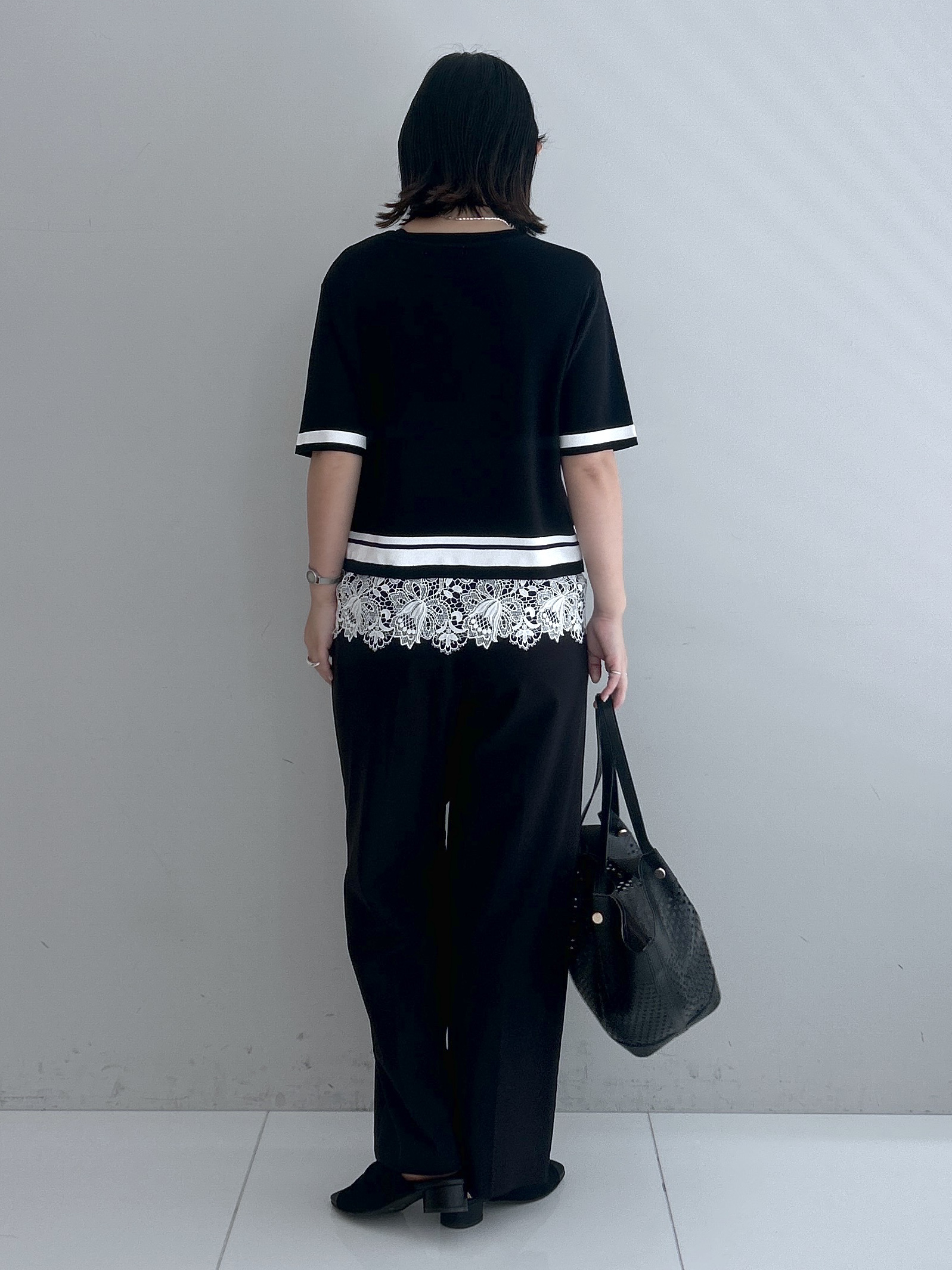Hirokaさんの「grove｜【シリーズ累計36万枚／UVカット・洗濯機OK】やわらかドライタッチレースドッキングニット」を使ったコーディネート