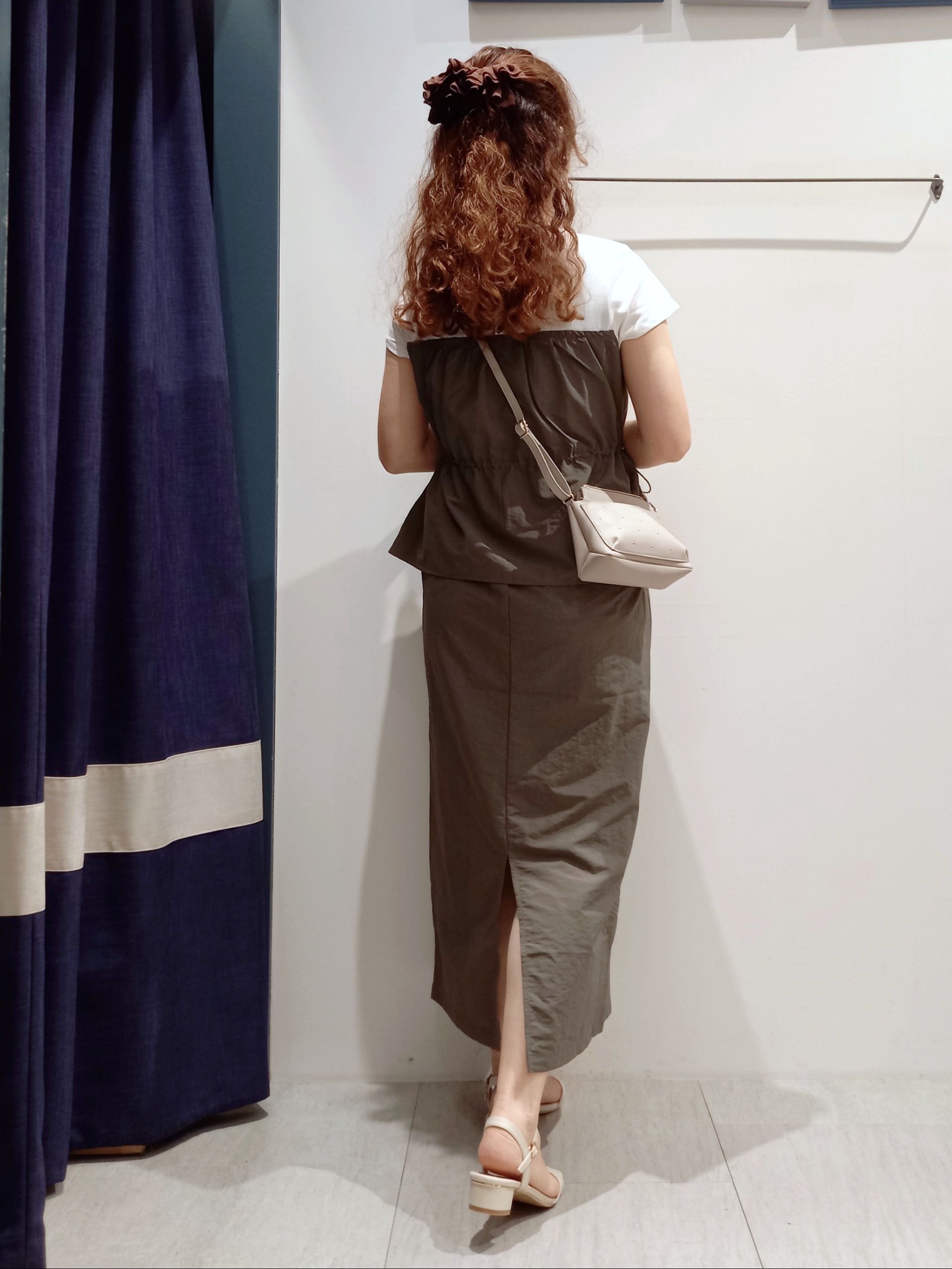 miiさんの「grove｜【低身長さんも選べる着丈・洗濯機◎】1枚で旬顔！Tシャツドッキングドロストワンピース」を使ったコーディネート