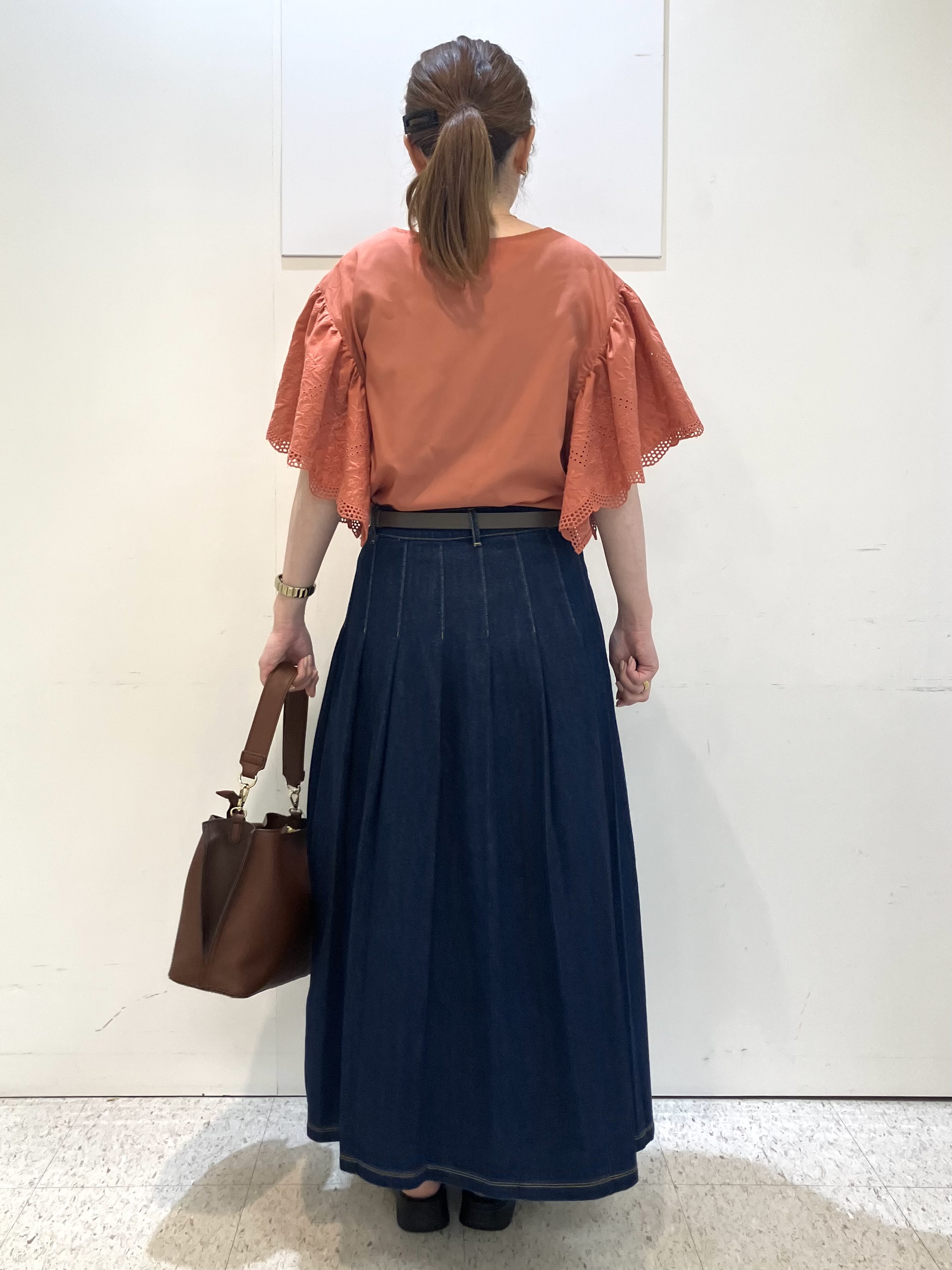 kozuさんの「Reflect｜【通勤◎】スカラップレーススリーブ ブラウス」を使ったコーディネート