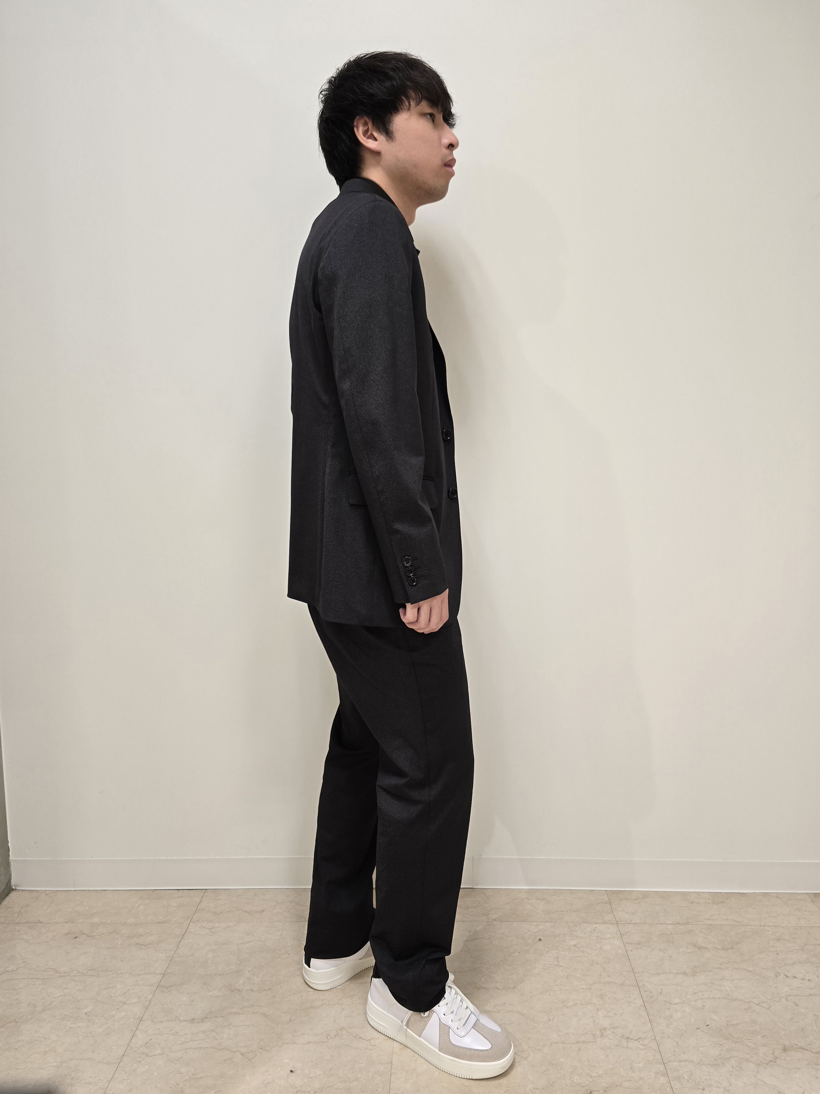 白木駆さんの「TAKEO KIKUCHI｜【通気性】AIR TOOL ポロシャツ」を使ったコーディネート