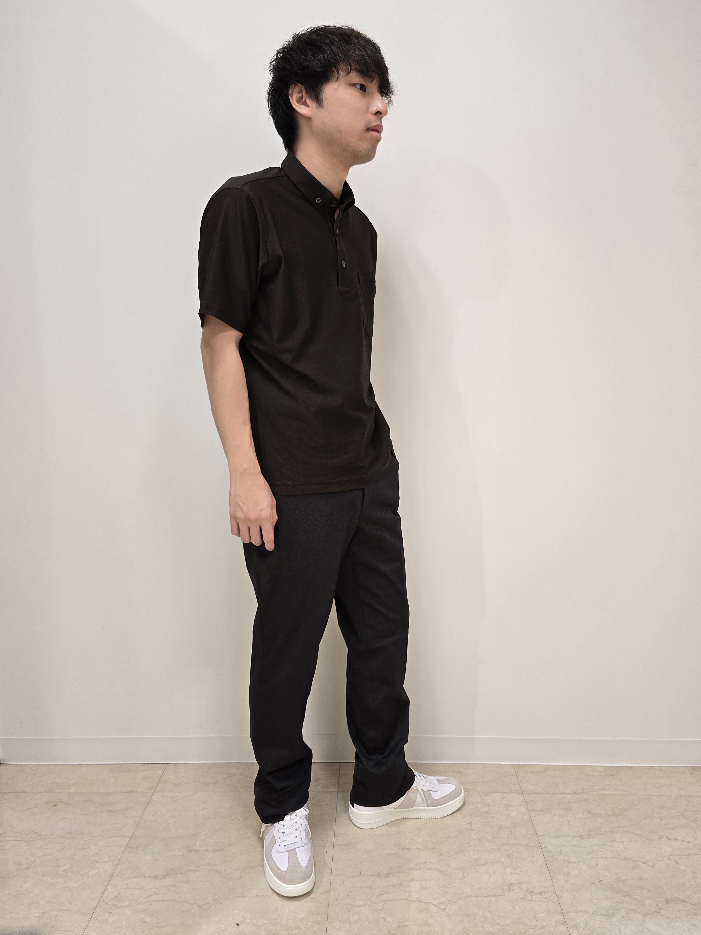 白木駆さんの「TAKEO KIKUCHI｜【通気性】AIR TOOL ポロシャツ」を使ったコーディネート