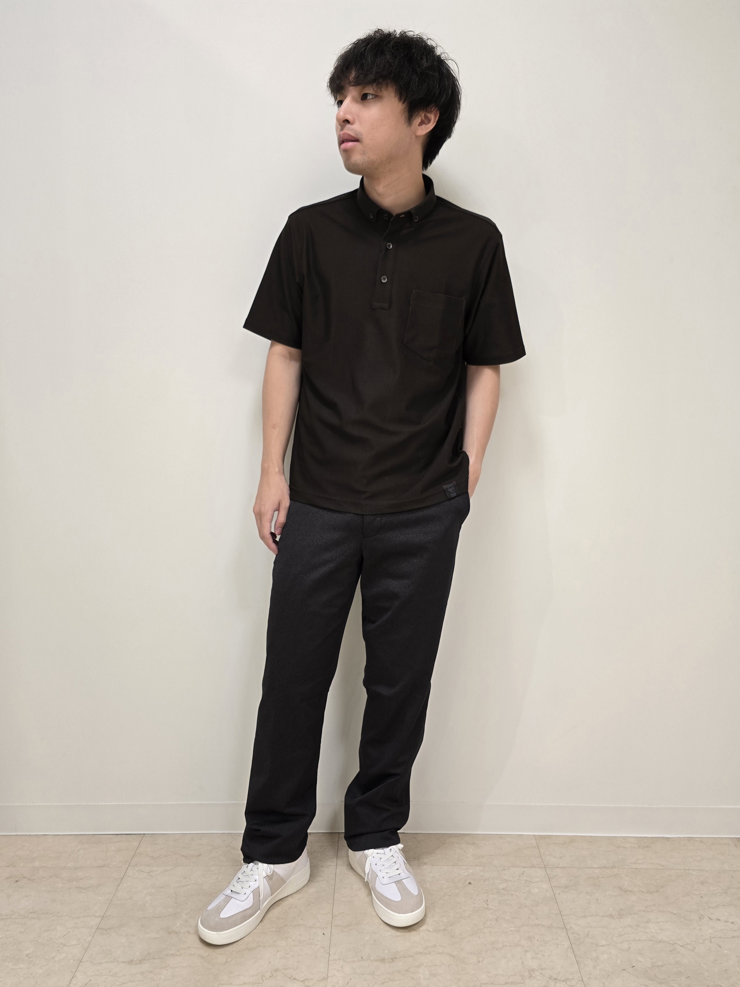 白木駆さんの「TAKEO KIKUCHI｜【通気性】AIR TOOL ポロシャツ」を使ったコーディネート