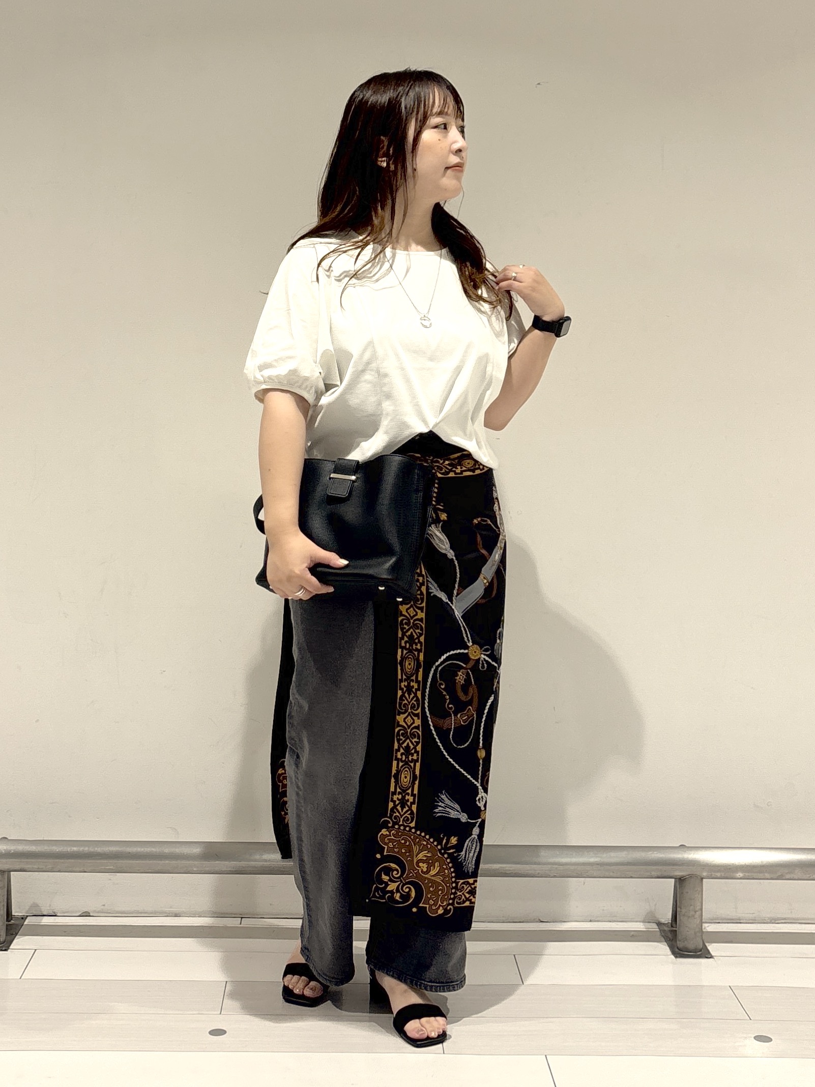nakamuraさんの「Reflect｜【UVカット／接触冷感／吸水速乾】ギャザースリーブカットソー」を使ったコーディネート