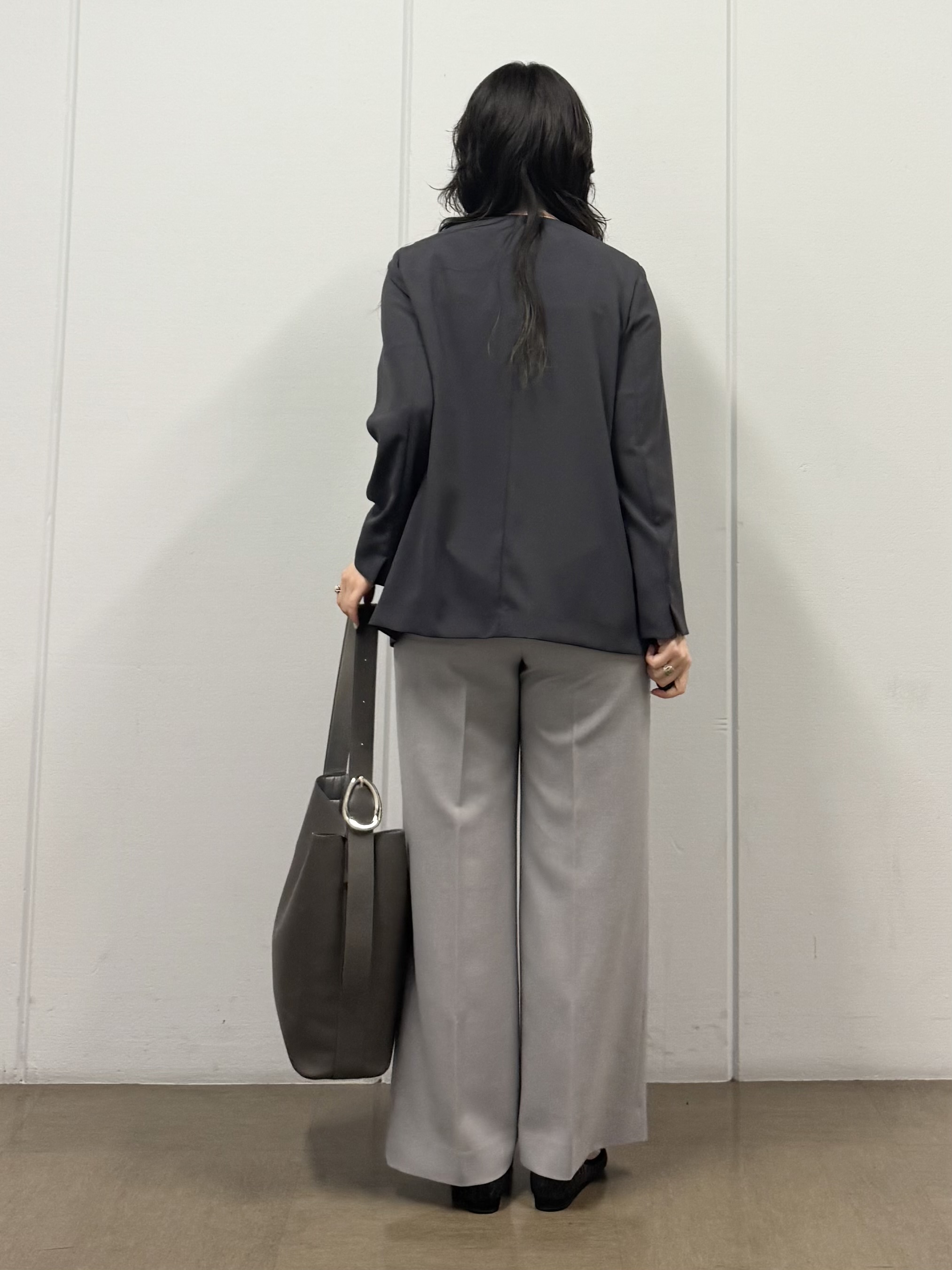 mizukiさんの「INDIVI｜【接触冷感／透湿／着る日傘】ノーカラージャケット」を使ったコーディネート