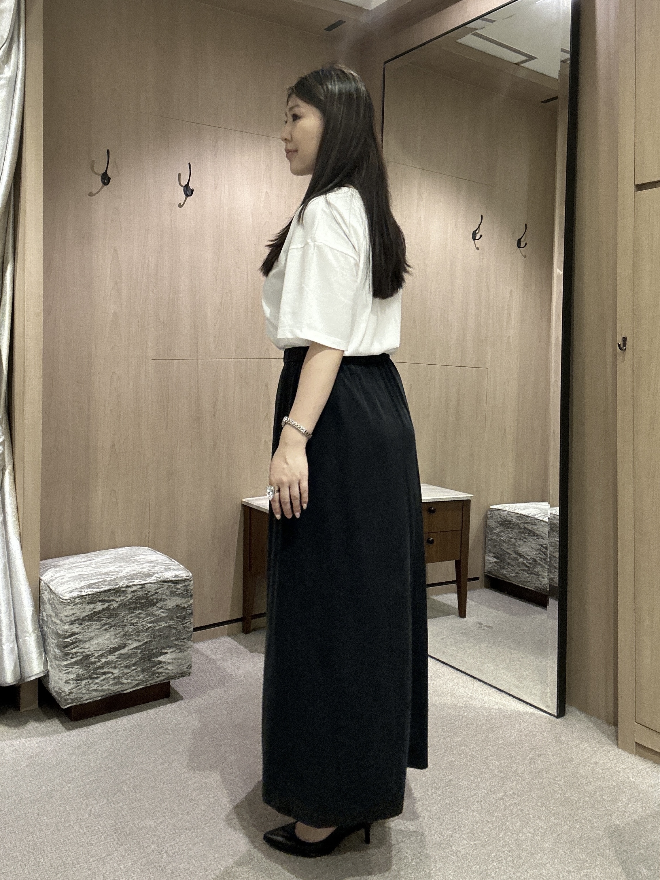 YURIさんの「UNTITLED｜【秋羽織り/セットアップ可/UVカット】エアリークールドロストシャツ」を使ったコーディネート