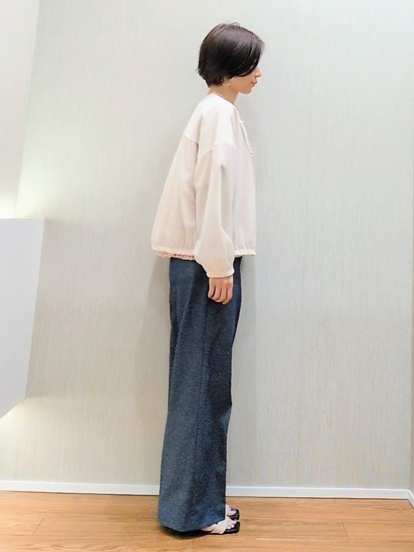 ミズタさんの「UNTITLED｜【秋羽織り/ジップ】トリコットシアーブラウス」を使ったコーディネート