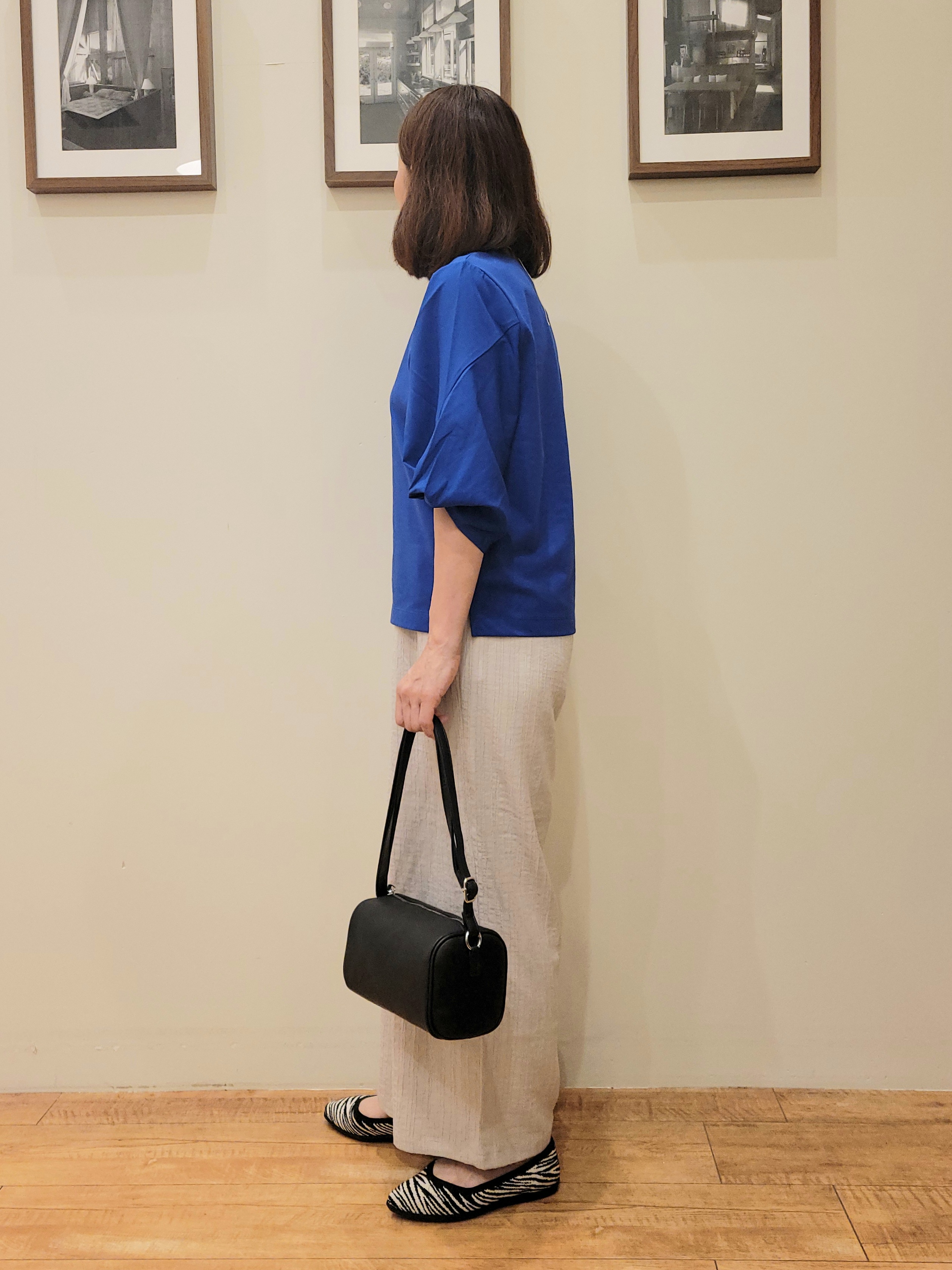 ユウさんの「SHOO･LA･RUE｜【S-LL/洗濯機可/二の腕カバー】楽に上品見え ツイストスリーブトップス」を使ったコーディネート