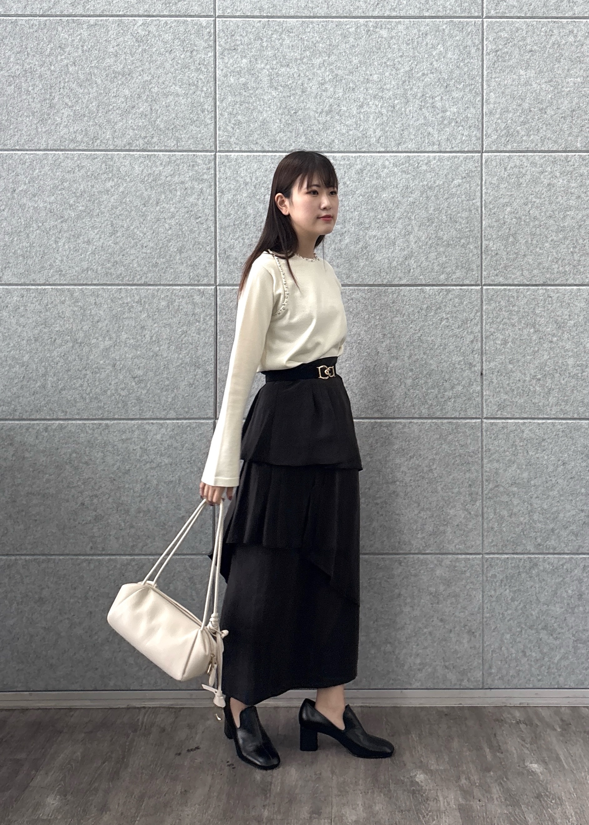 Renoさんの「INDIVI｜ランダムフリルスカート」を使ったコーディネート