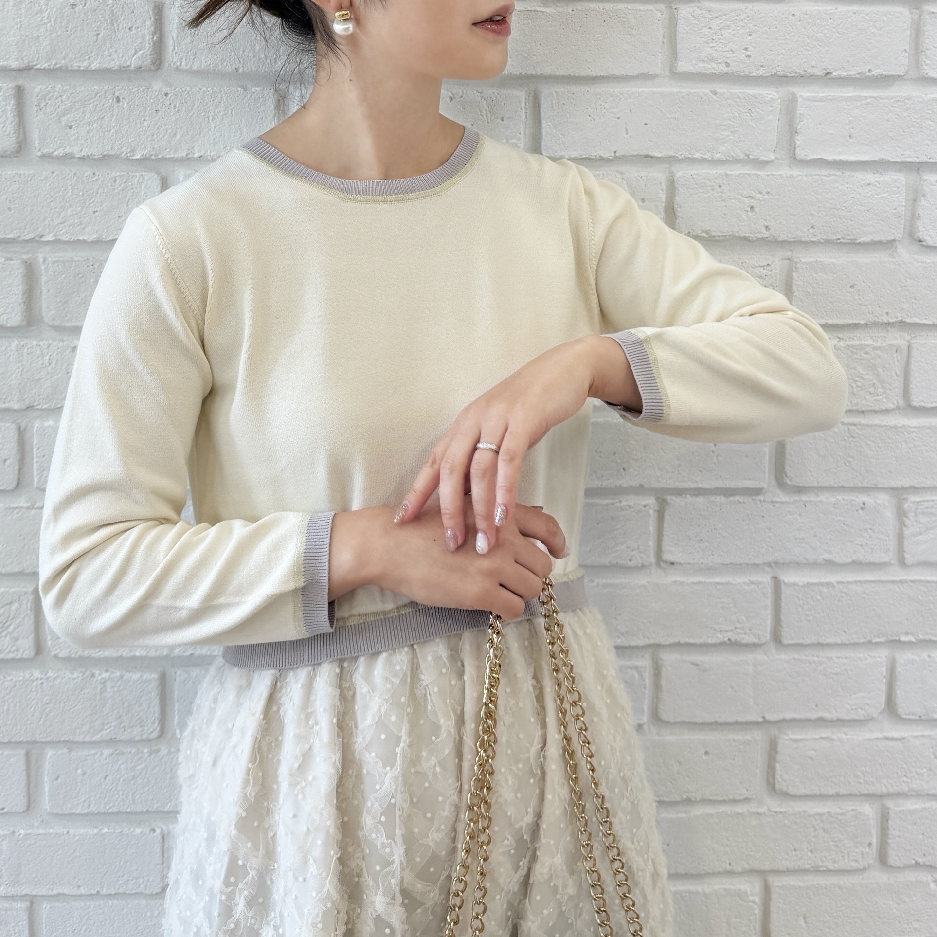 makiさんの「Couture brooch｜【チュールの上品な揺れ・セットアップ可】ドッキング ニットワンピース」を使ったコーディネート