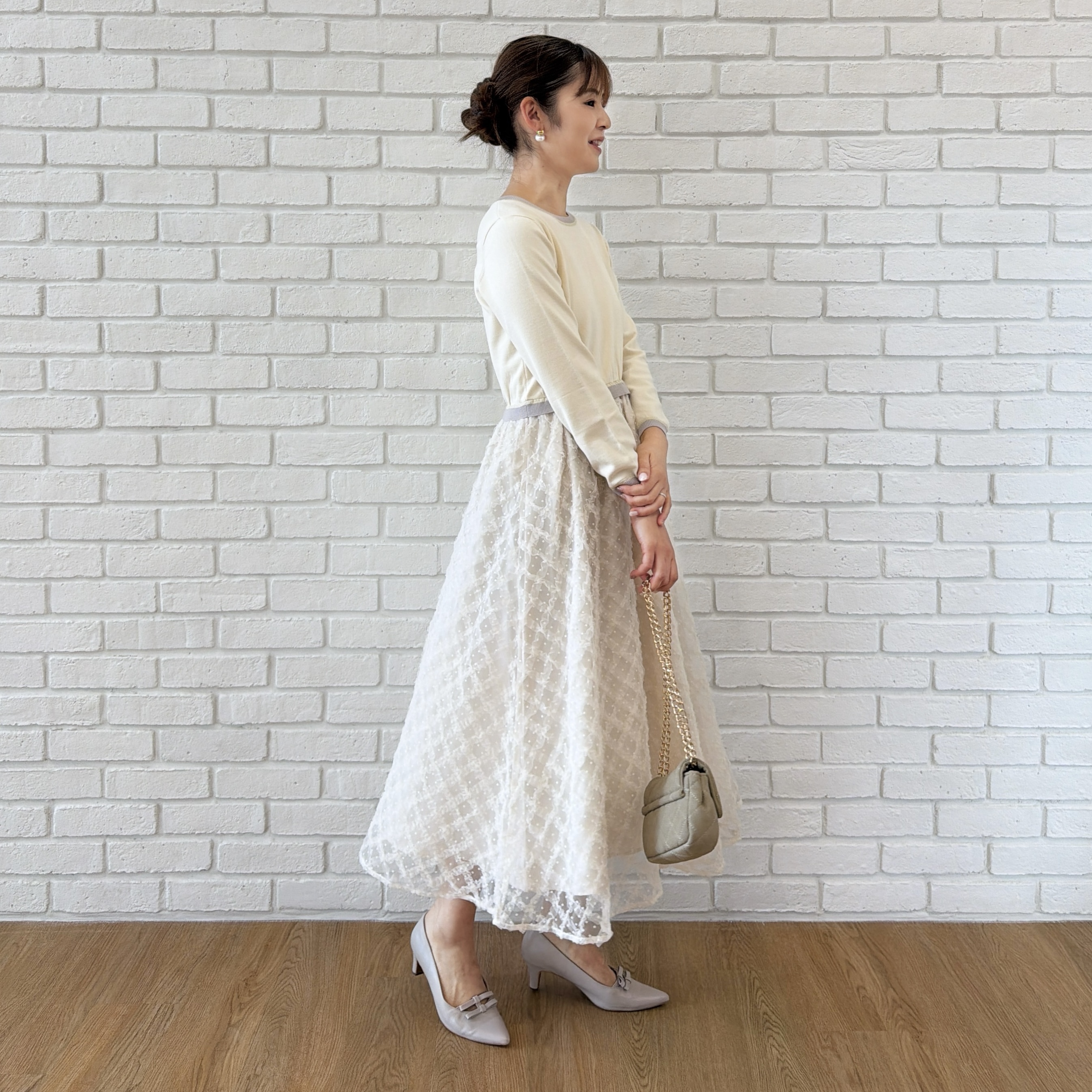 makiさんの「Couture brooch｜【チュールの上品な揺れ・セットアップ可】ドッキング ニットワンピース」を使ったコーディネート