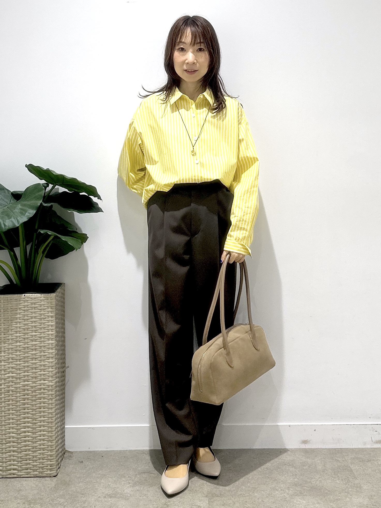 Miwaさんの「UNTITLED｜【6色展開/コットン100】カラーベーシックシャツ」を使ったコーディネート