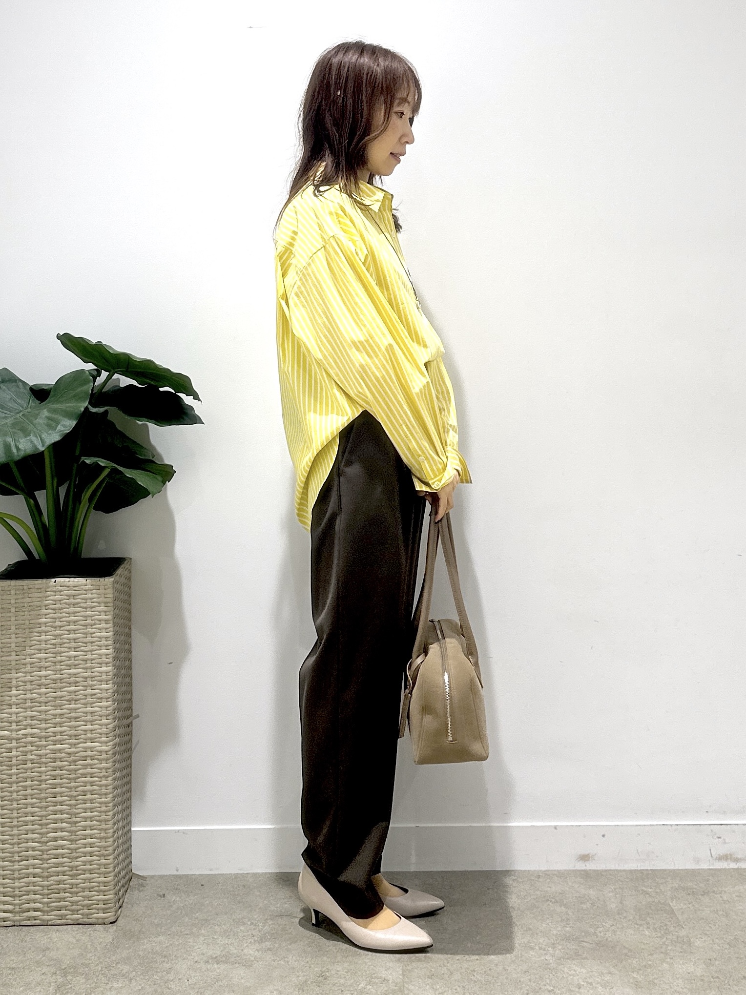 Miwaさんの「UNTITLED｜【6色展開/コットン100】カラーベーシックシャツ」を使ったコーディネート