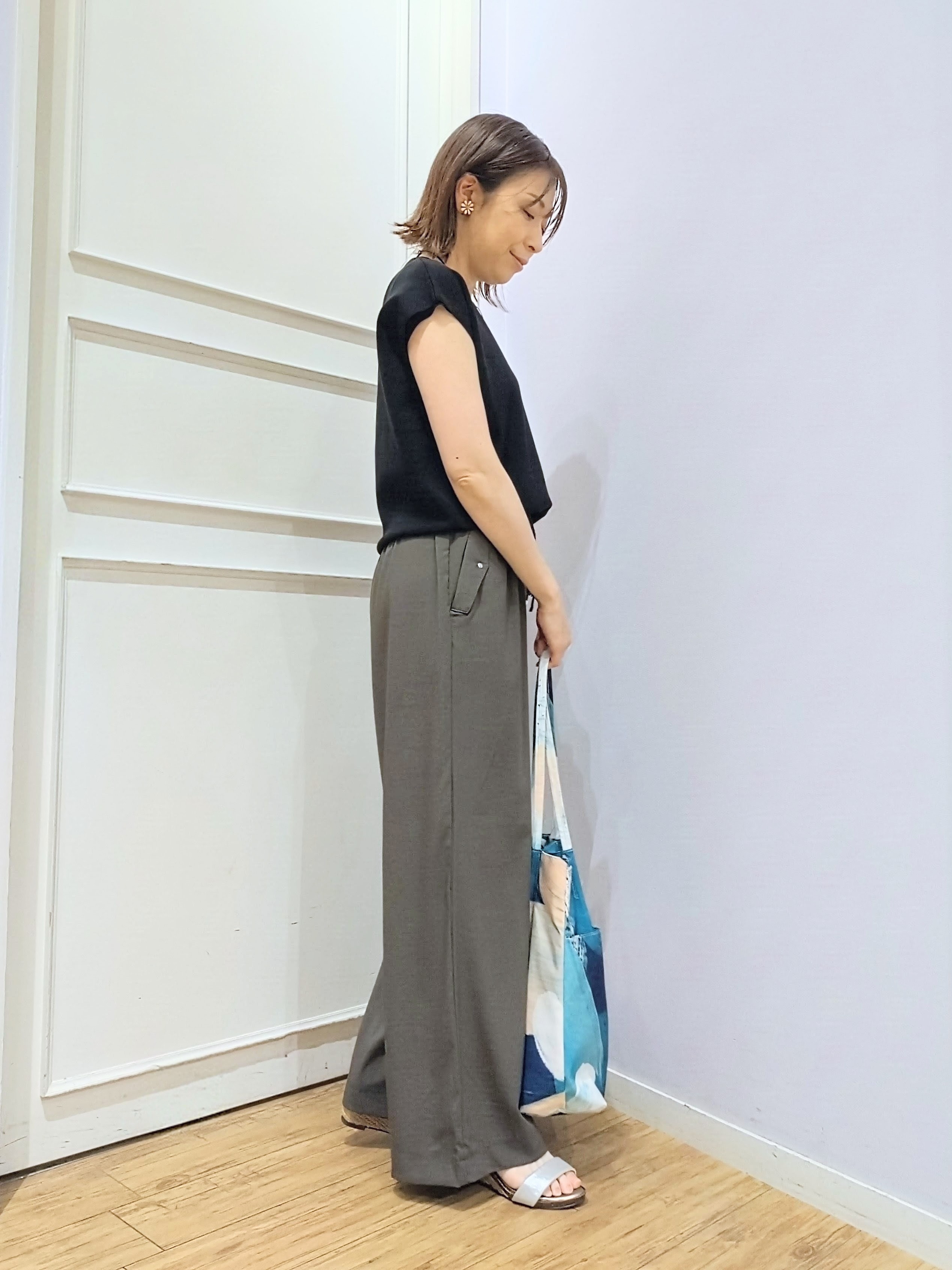 miomioさんの「SHOO･LA･RUE｜【洗濯機可/S-LL】インせず着られる 大人シンプルニット」を使ったコーディネート