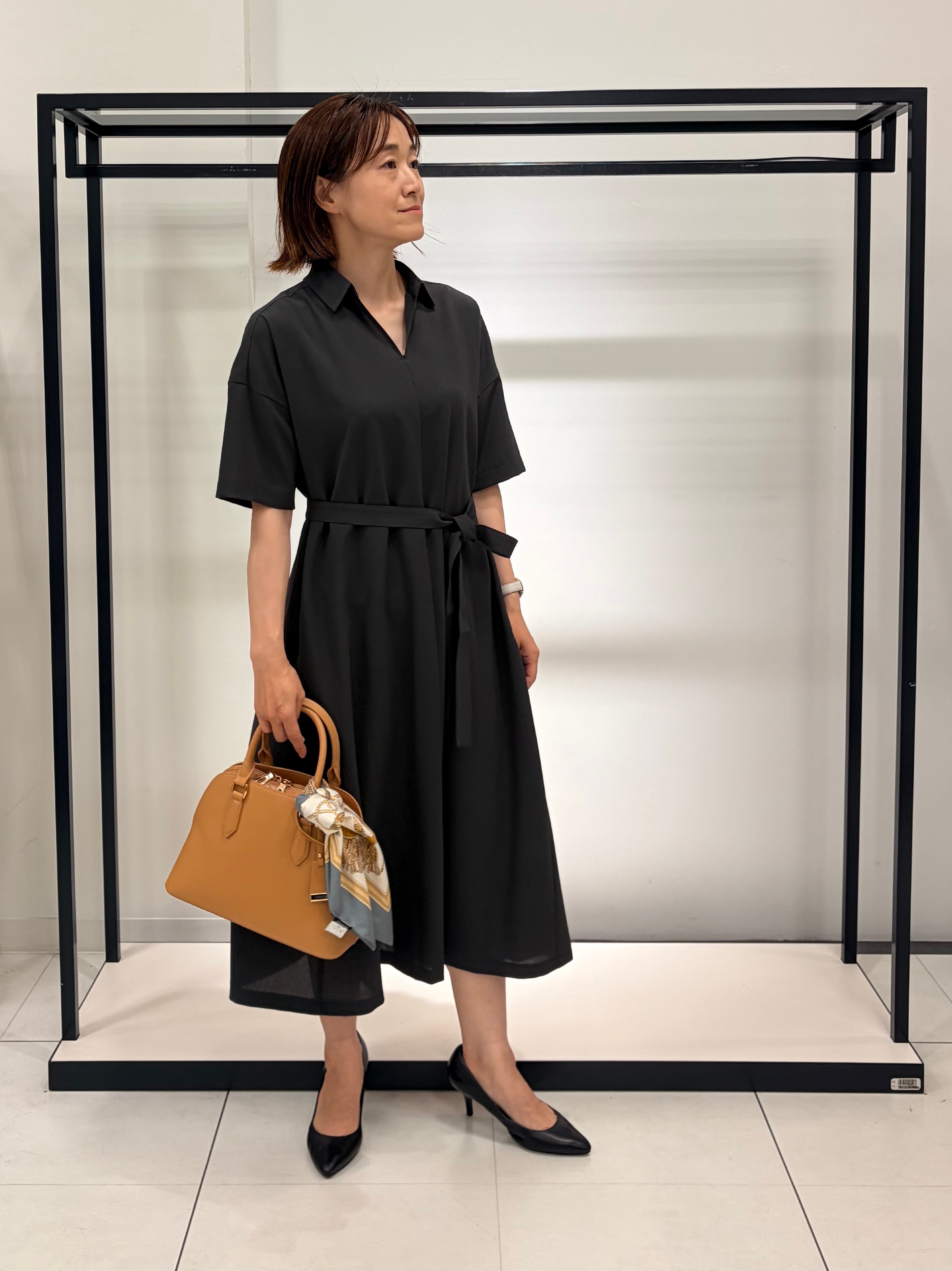 Mikiさんの「UNTITLED｜【初秋も活躍/UVカット/接触冷感】エアリークールワンピース」を使ったコーディネート
