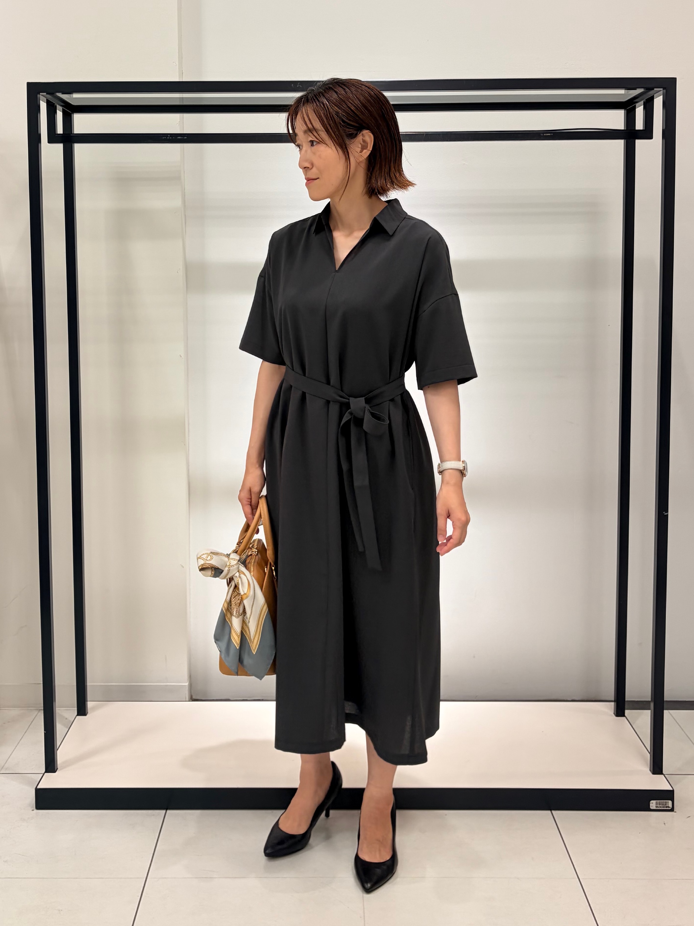 Mikiさんの「UNTITLED｜【初秋も活躍/UVカット/接触冷感】エアリークールワンピース」を使ったコーディネート