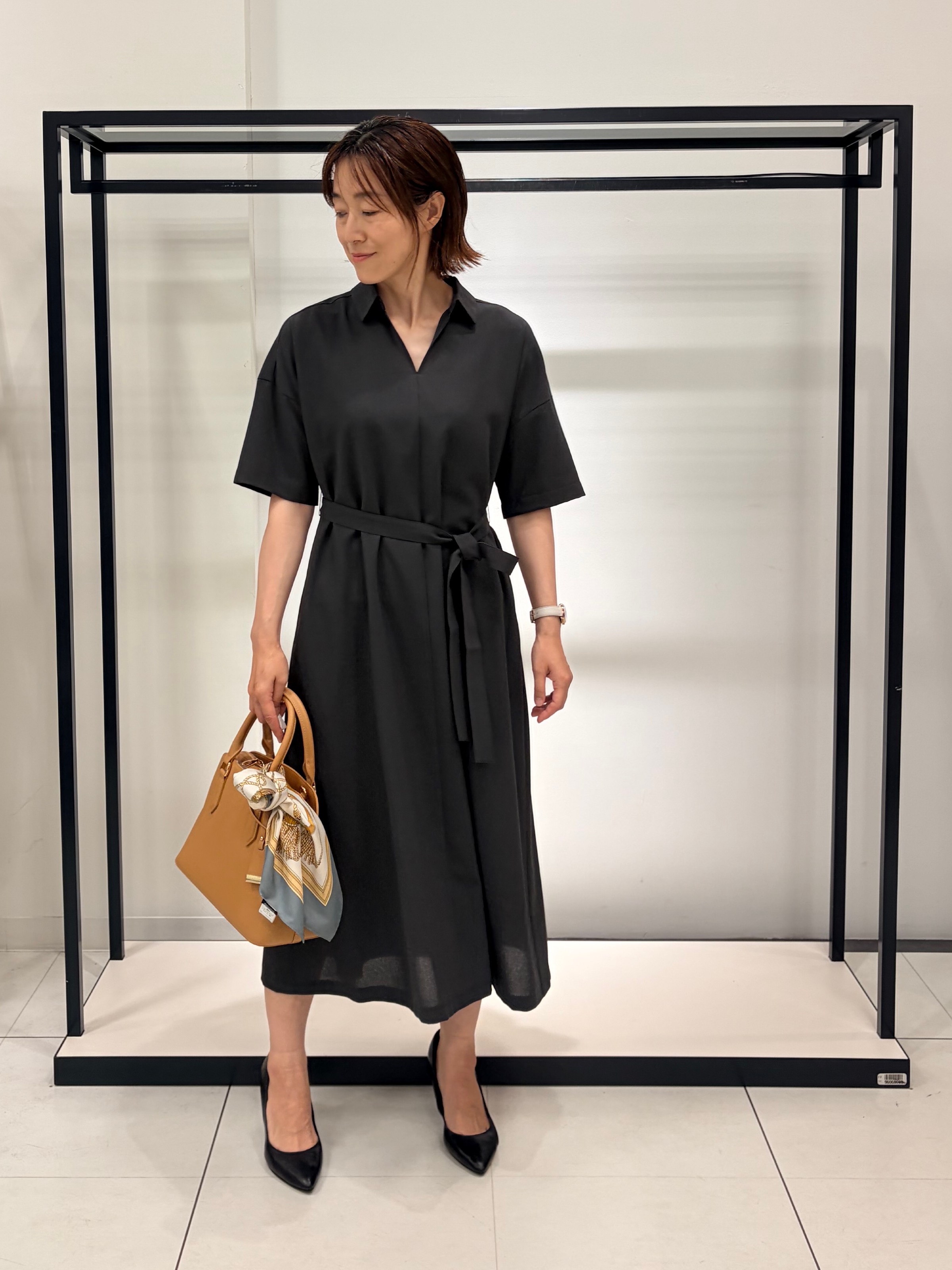 Mikiさんの「UNTITLED｜【初秋も活躍/UVカット/接触冷感】エアリークールワンピース」を使ったコーディネート