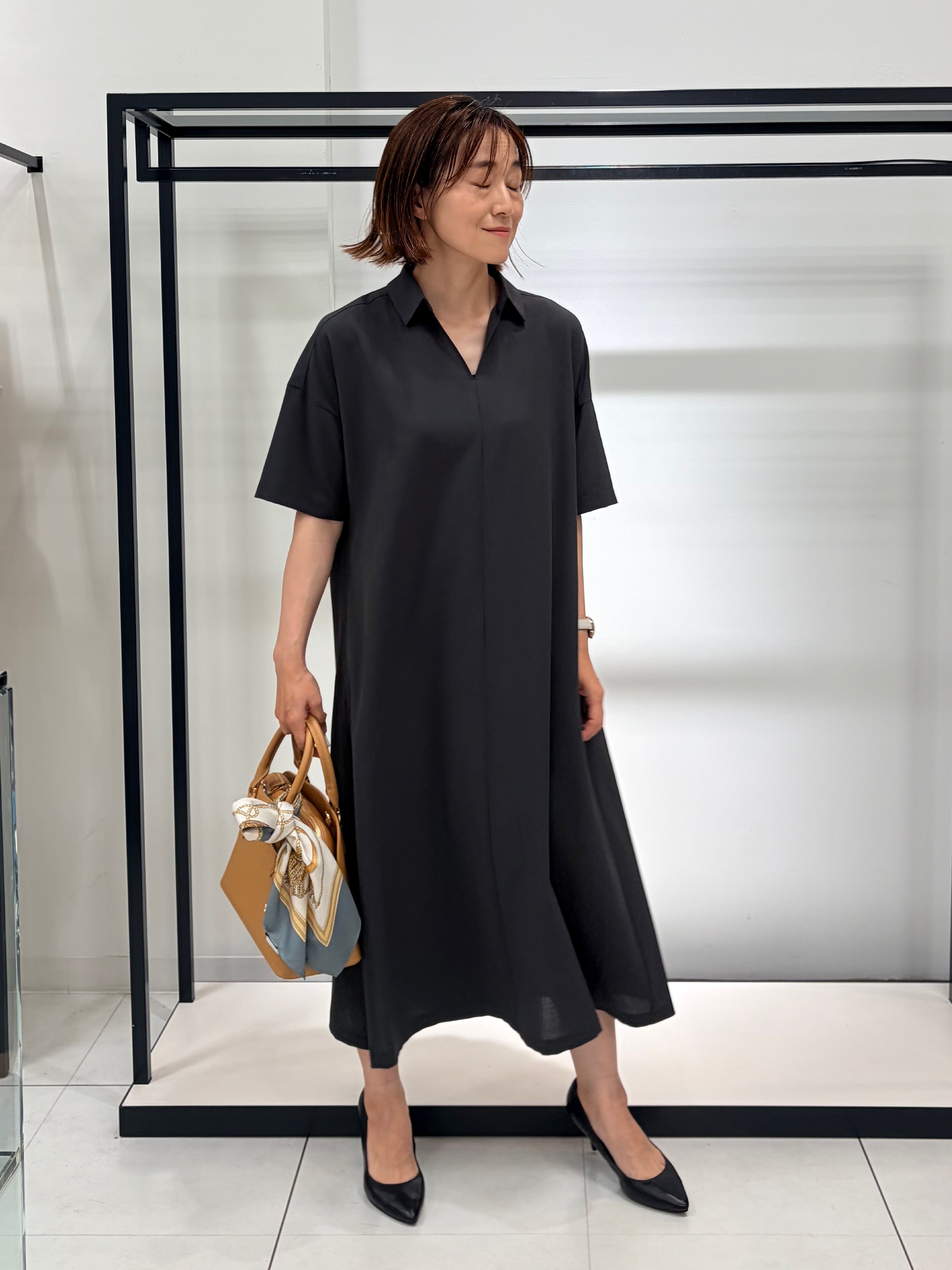 Mikiさんの「UNTITLED｜【初秋も活躍/UVカット/接触冷感】エアリークールワンピース」を使ったコーディネート