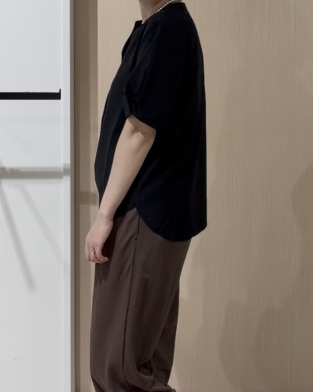 ひらしーさんの「SHOO･LA･RUE｜【洗濯後しわになりにくい/インせずきまる】シンプルだけど女性らしい 麻調スキッパーブラウス」を使ったコーディネート
