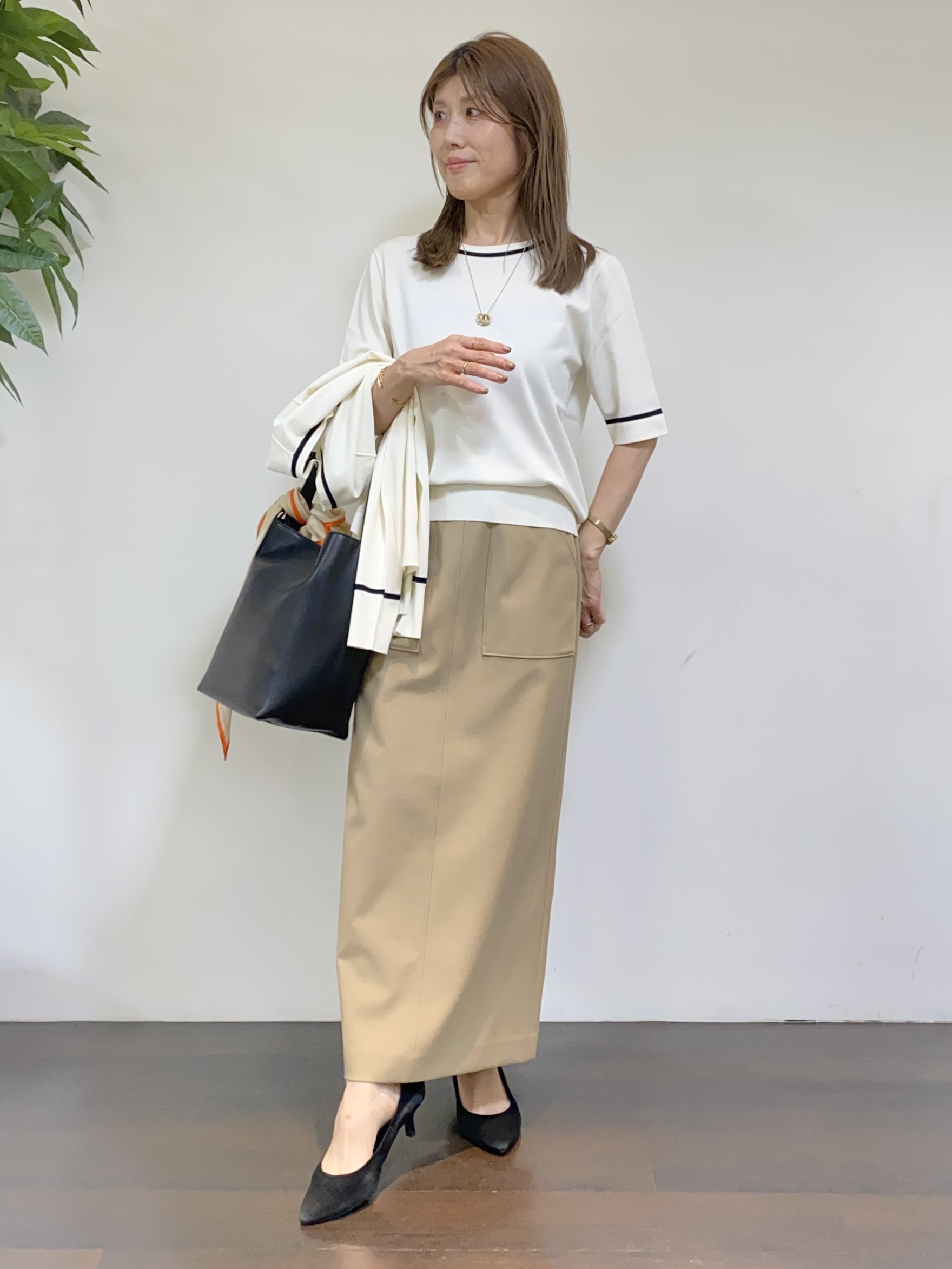 tomoさんの「UNTITLED｜【アンサンブル可能/秋羽織り】コンパクトニットカーディガン」を使ったコーディネート