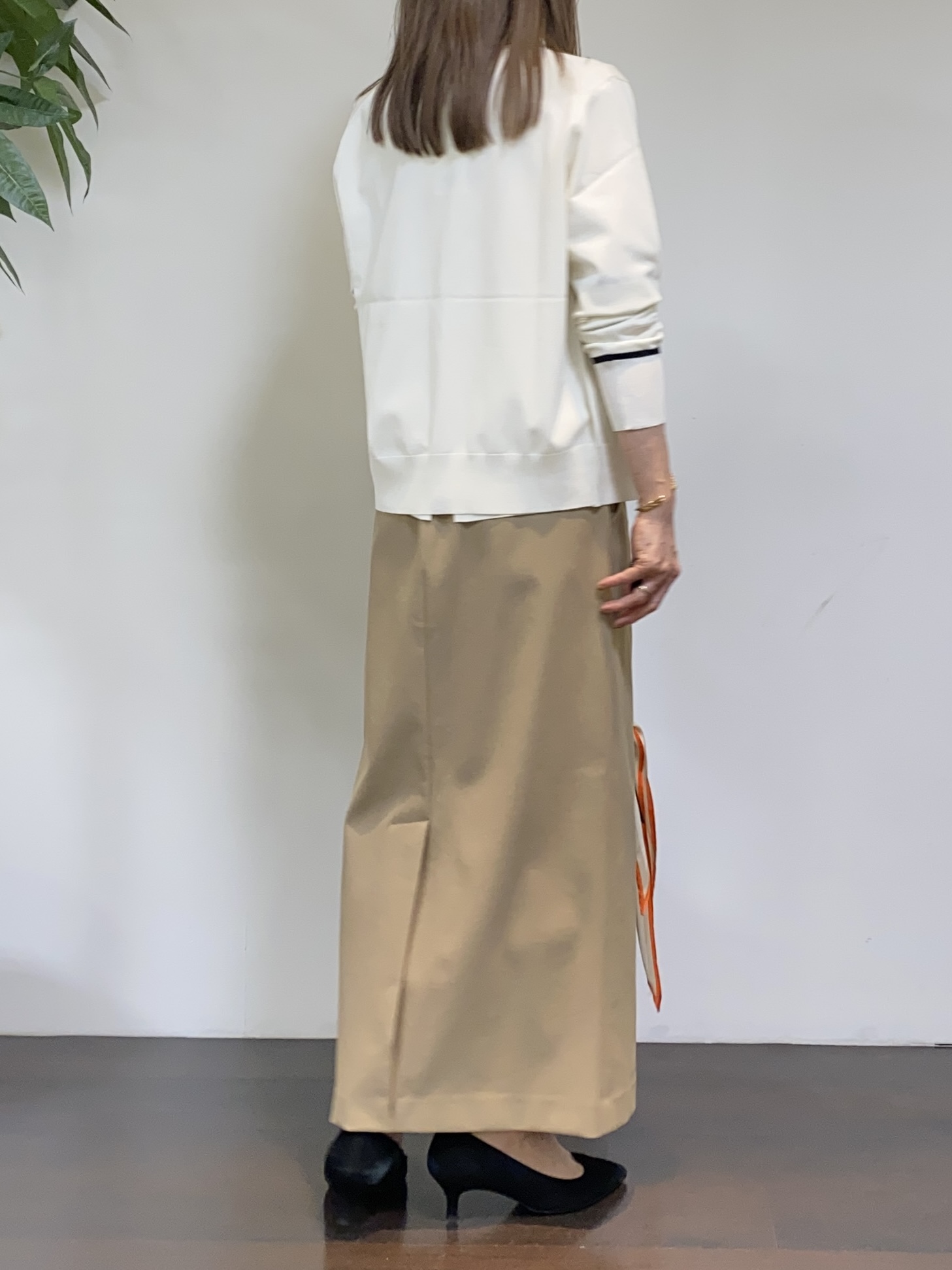 tomoさんの「UNTITLED｜【アンサンブル可能/秋羽織り】コンパクトニットカーディガン」を使ったコーディネート