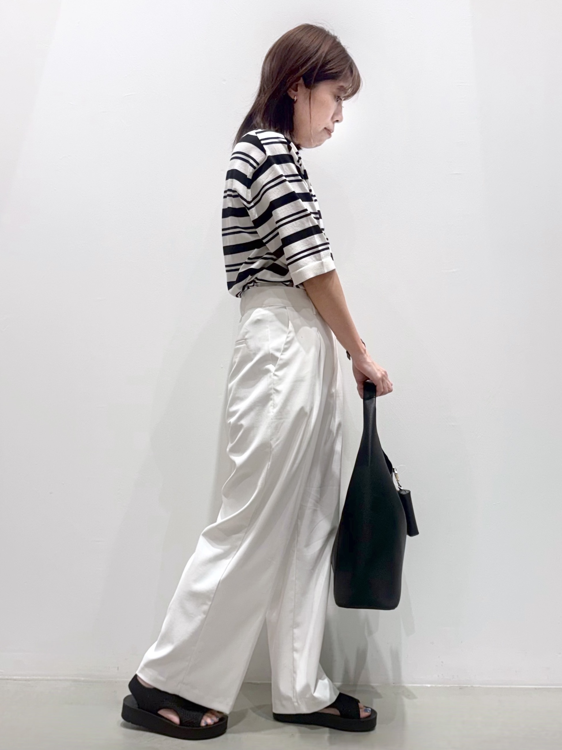 ＷＡさんの「grove｜【UVカット・洗濯機◎】Tシャツ感覚で着られるコットン混ニット」を使ったコーディネート