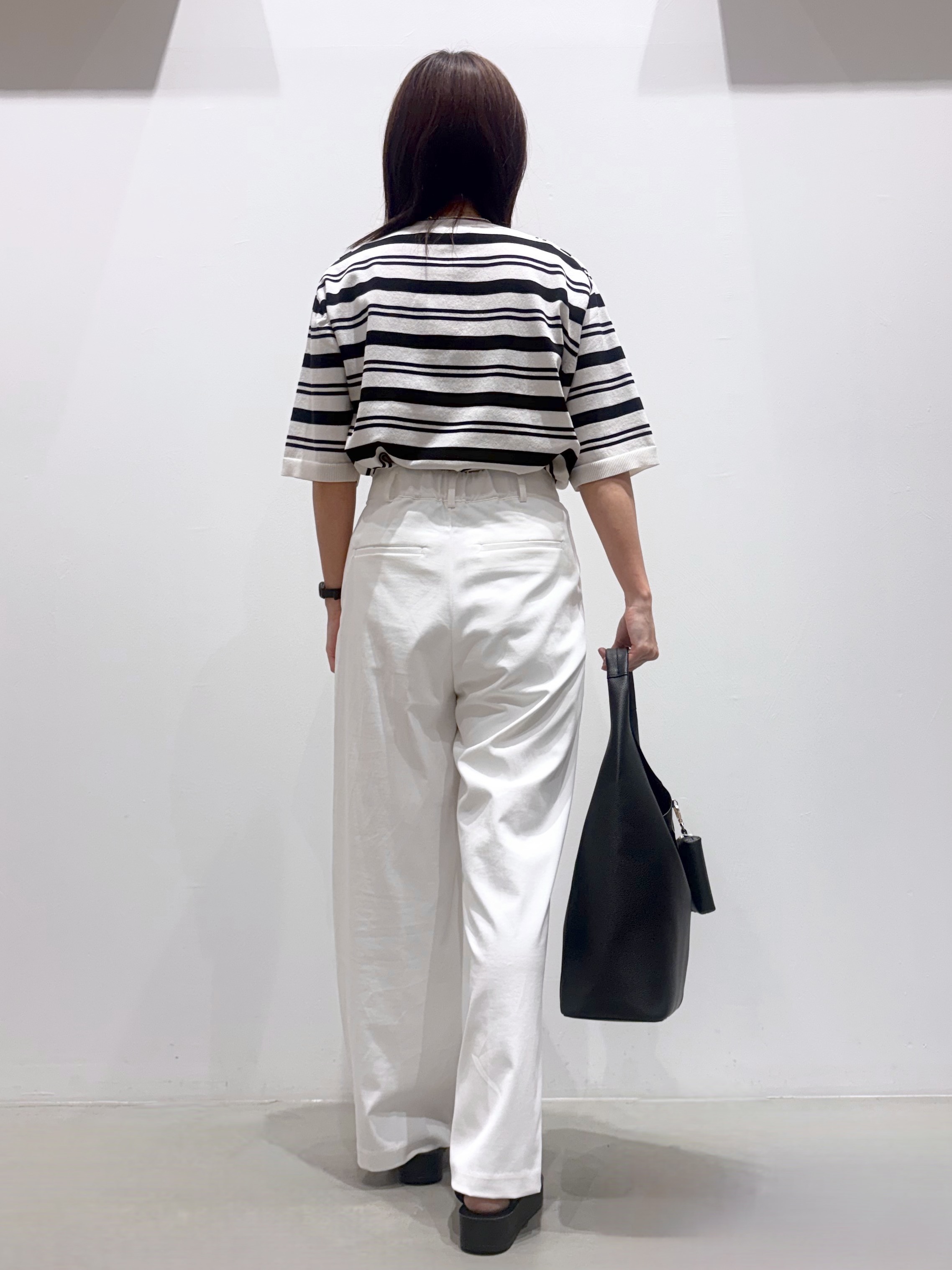 ＷＡさんの「grove｜【UVカット・洗濯機◎】Tシャツ感覚で着られるコットン混ニット」を使ったコーディネート