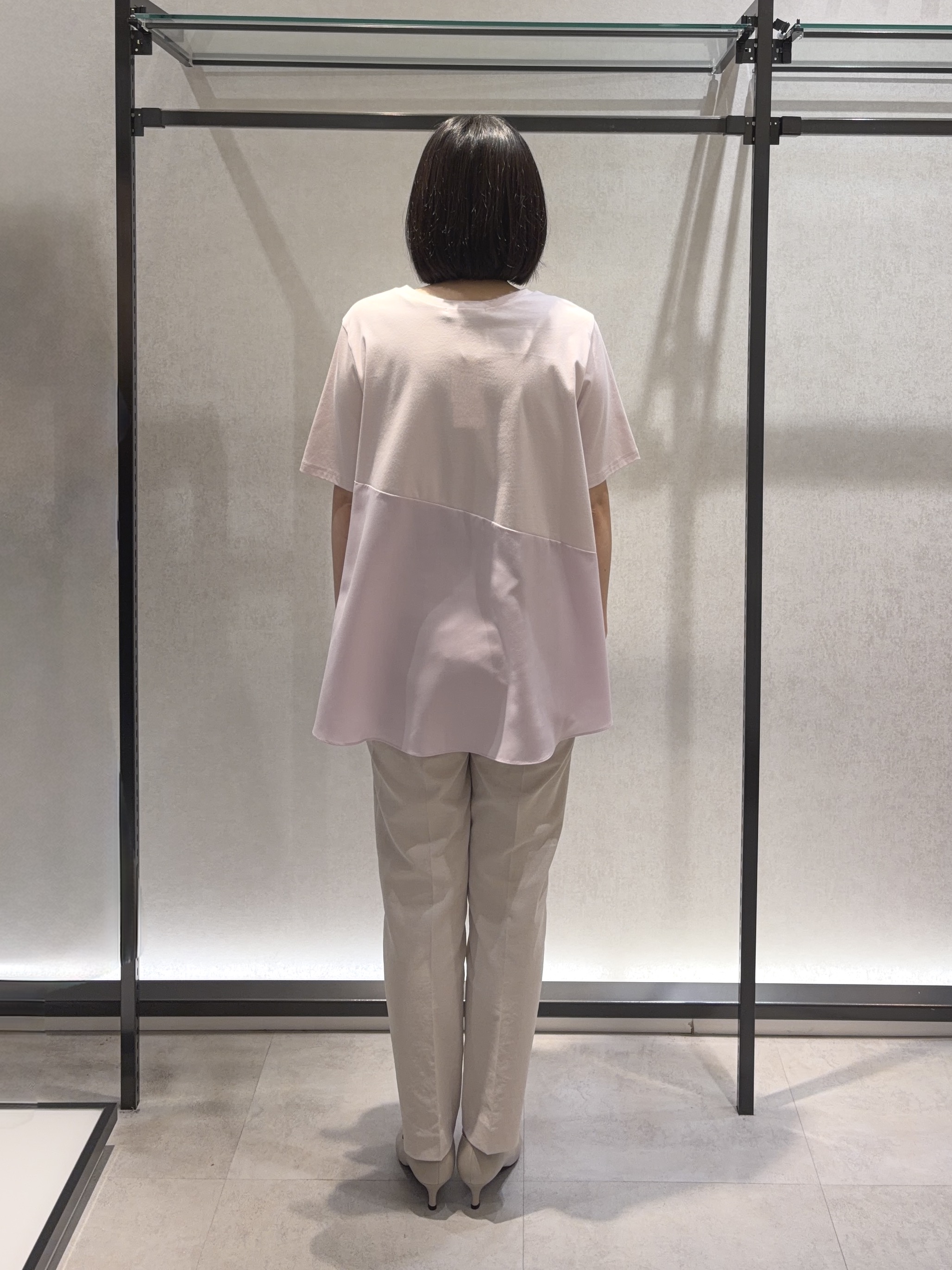 わたなべさんの「UNTITLED｜【Tシャツ】異素材ドッキングプルオーバー」を使ったコーディネート