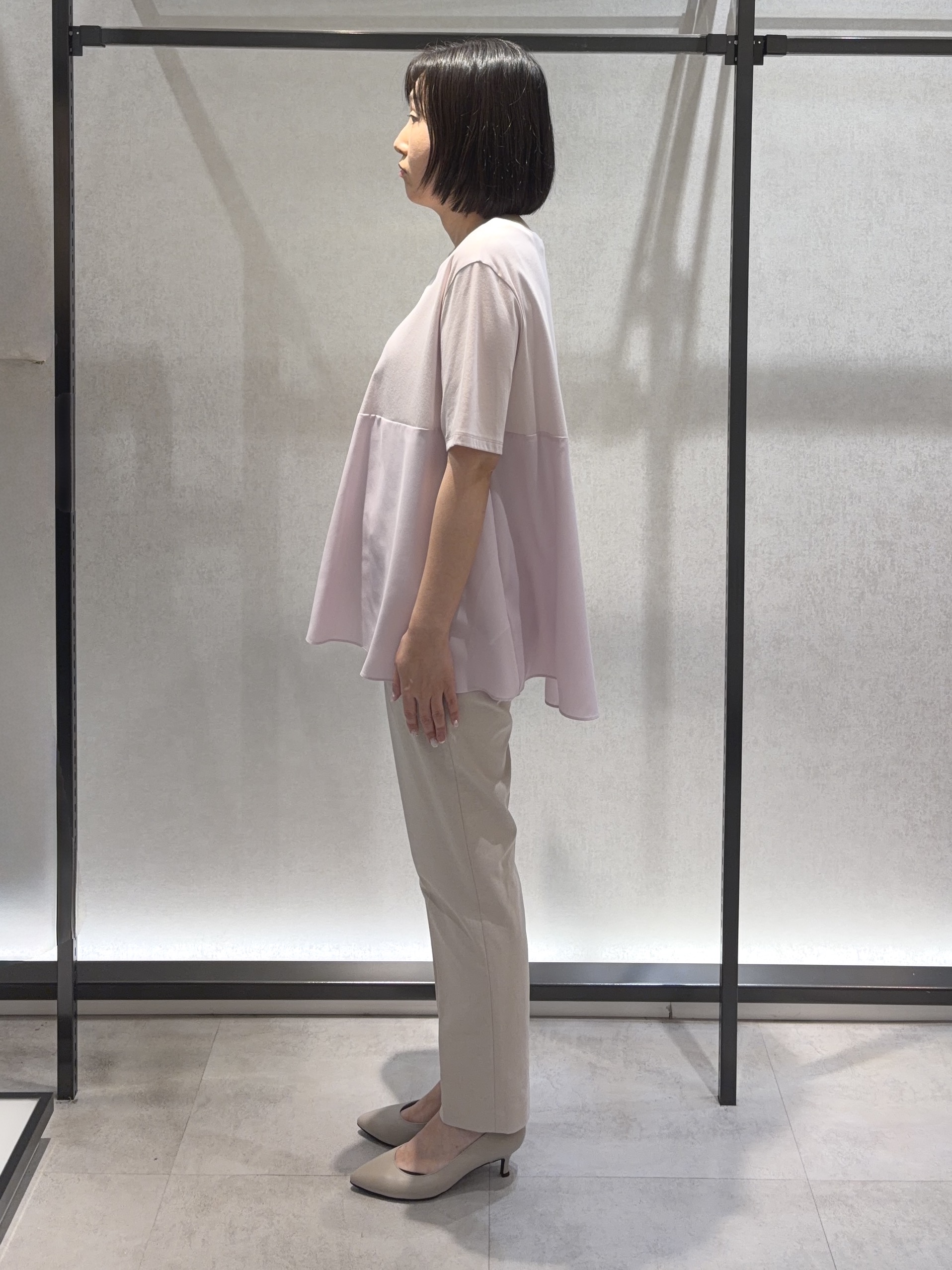 わたなべさんの「UNTITLED｜【Tシャツ】異素材ドッキングプルオーバー」を使ったコーディネート