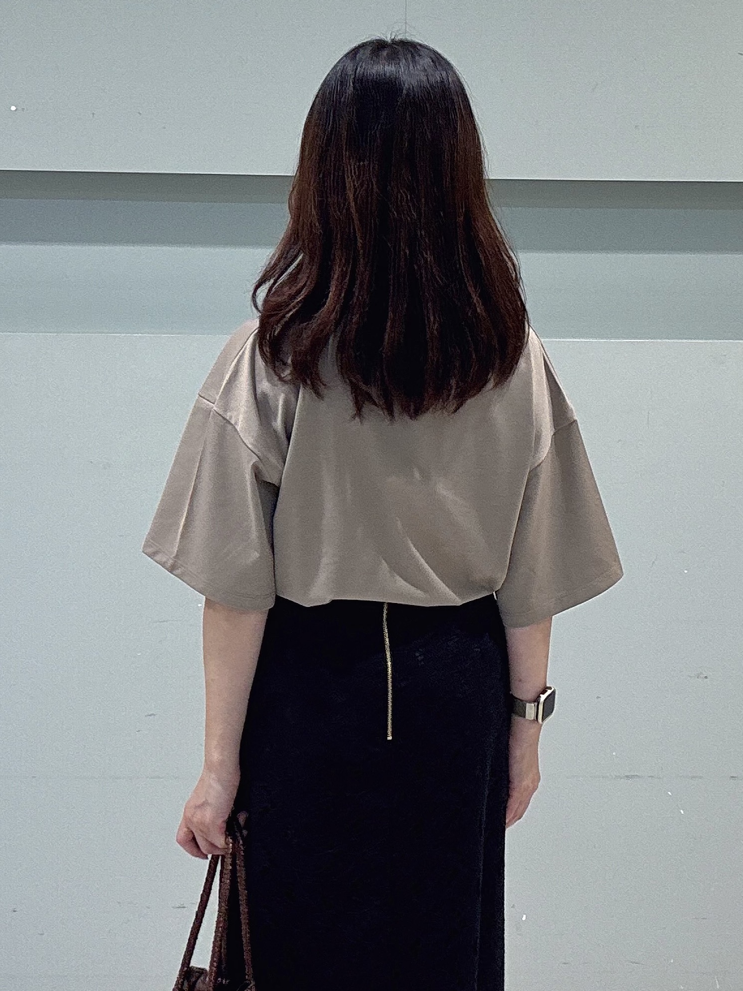 makiさんの「UNTITLED｜【丈感すっきり】ベロアプリントロゴT」を使ったコーディネート