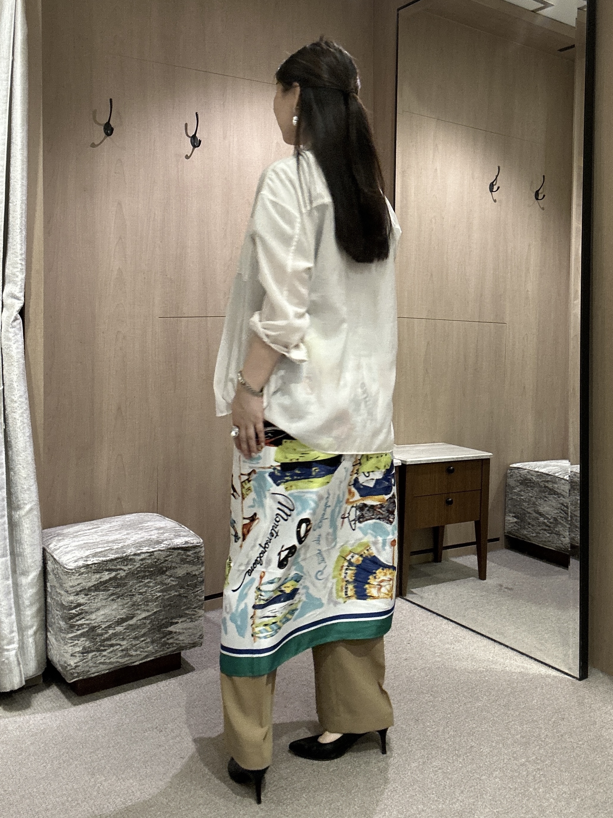 YURIさんの「UNTITLED｜【セットアップ可/UVカット】エアリークールブラウス」を使ったコーディネート